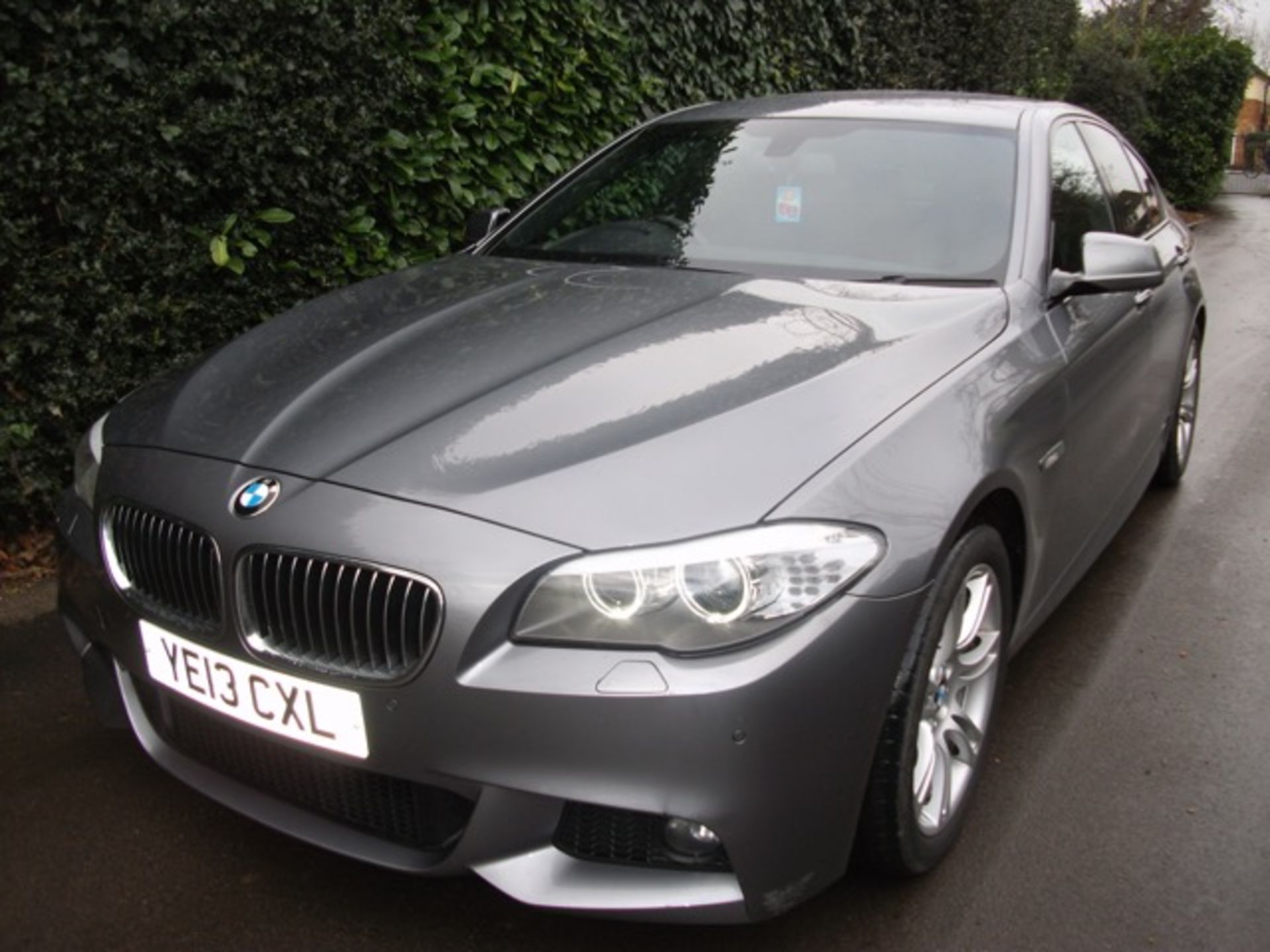 2013 13 reg... reg date 30/05/2013  BMW 5 SERIES 530d M SPORT [258] - Image 6 of 13