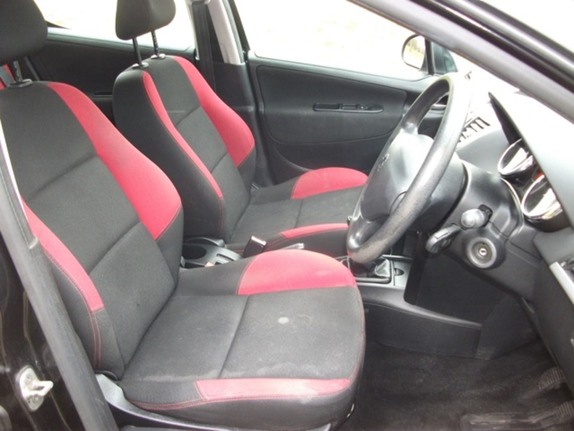 PEUGEOT 207 1.4 VERVE 5 DOOR HATCH PETROL - Image 12 of 15