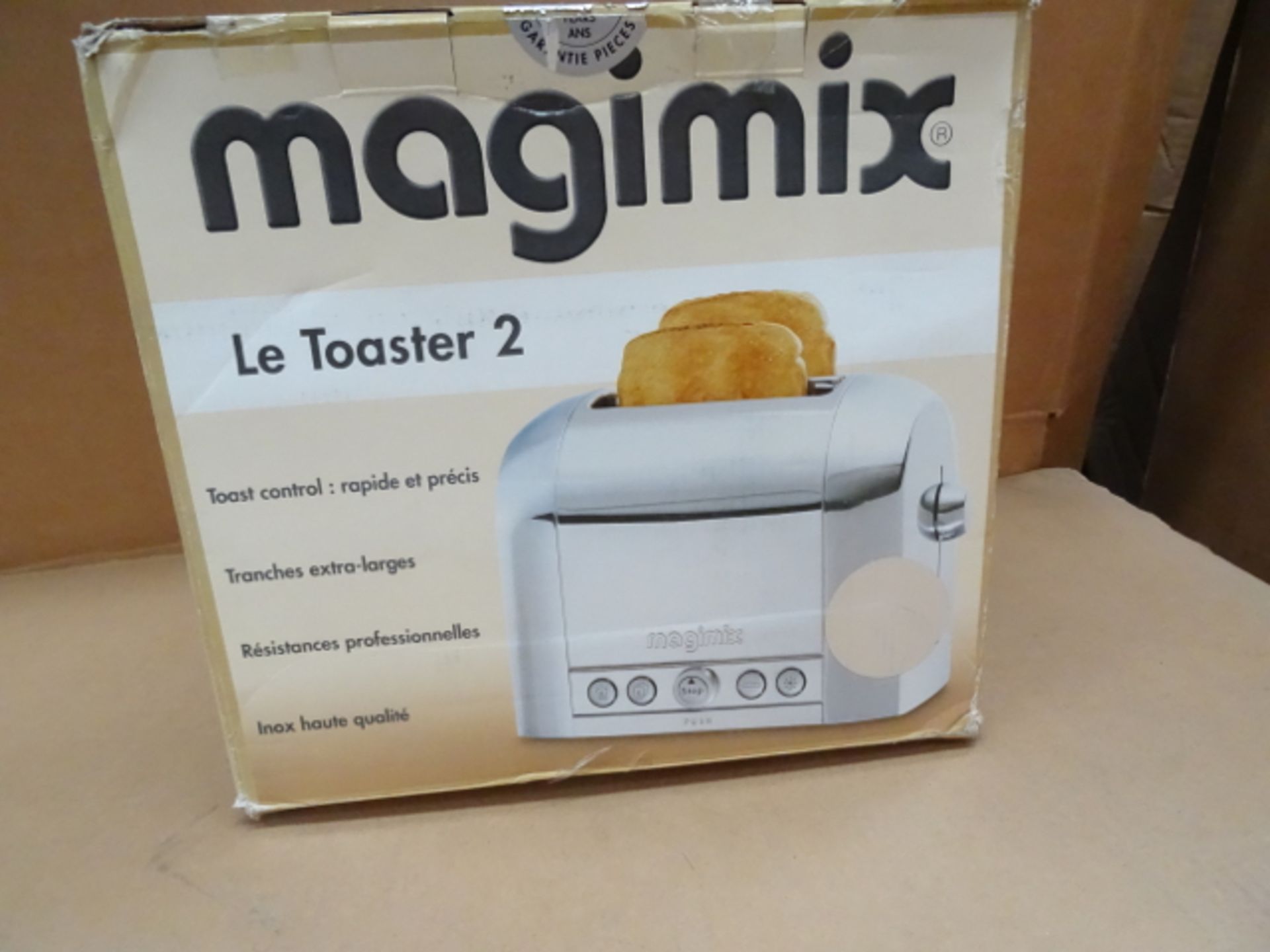 1 x Magimix   11516 2 slice professional brushed toaster. Product Description


•Metal
•Brushed