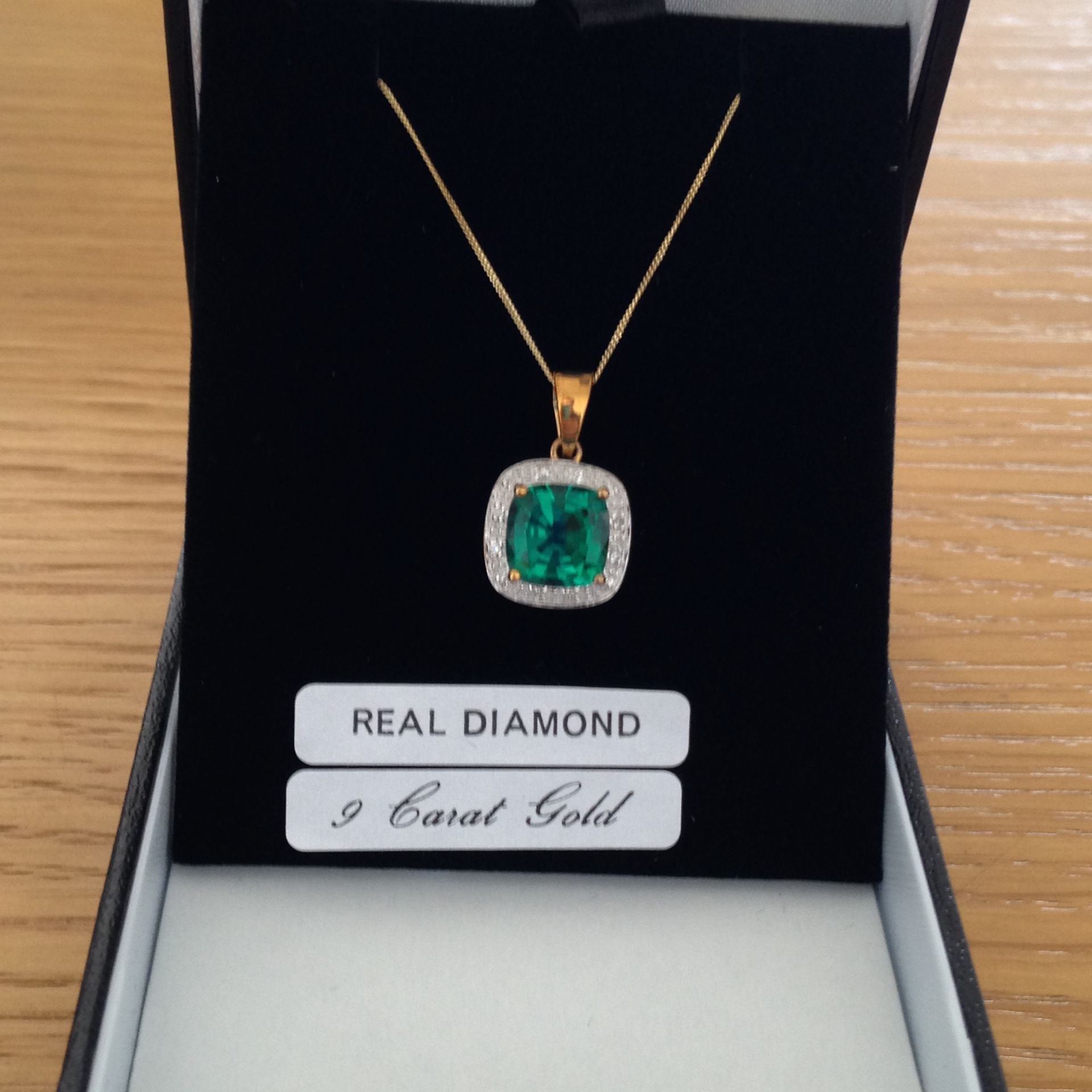 9ct Gold Pendent Necklace with Green Stone with Diamonds