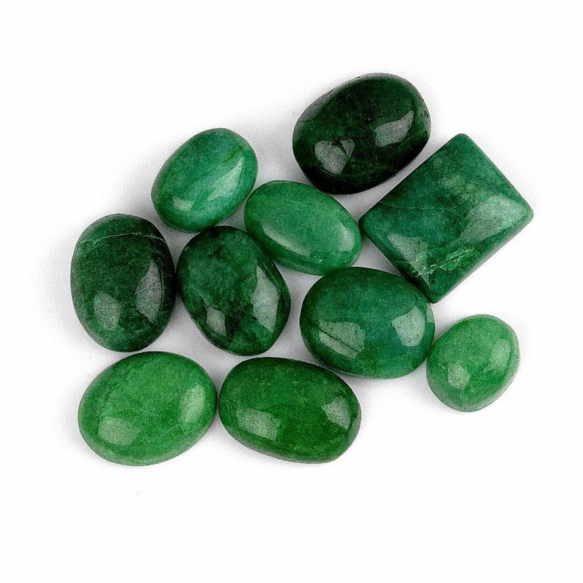 100.00 carat Various Shapes And Sizes Green Beryl collection. Appraised by experienced jewelry
