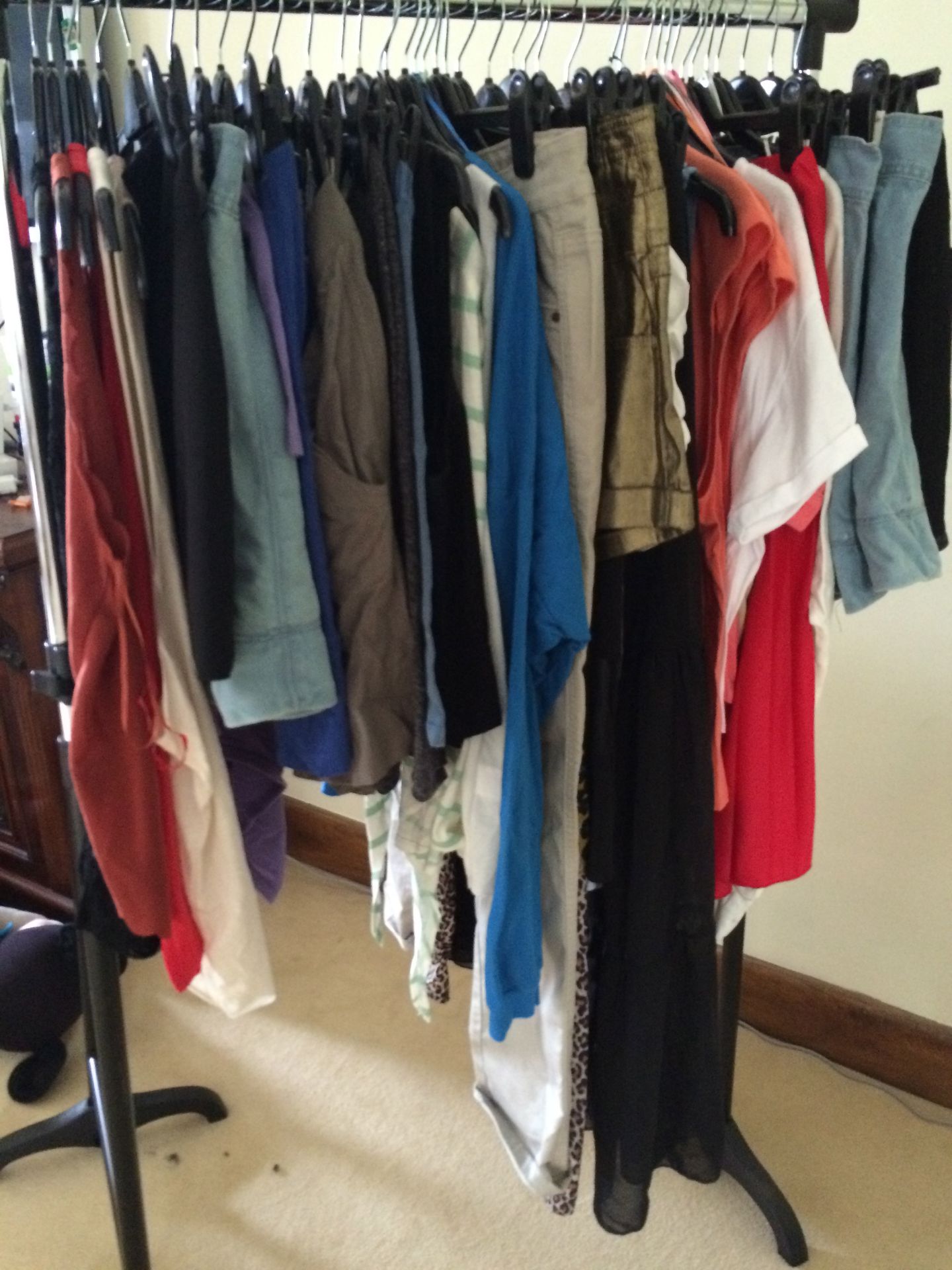 Large amount of (NEW AND UNWORN) assorted women's clothing, all from  Internacionale Retail Limited - Image 6 of 9