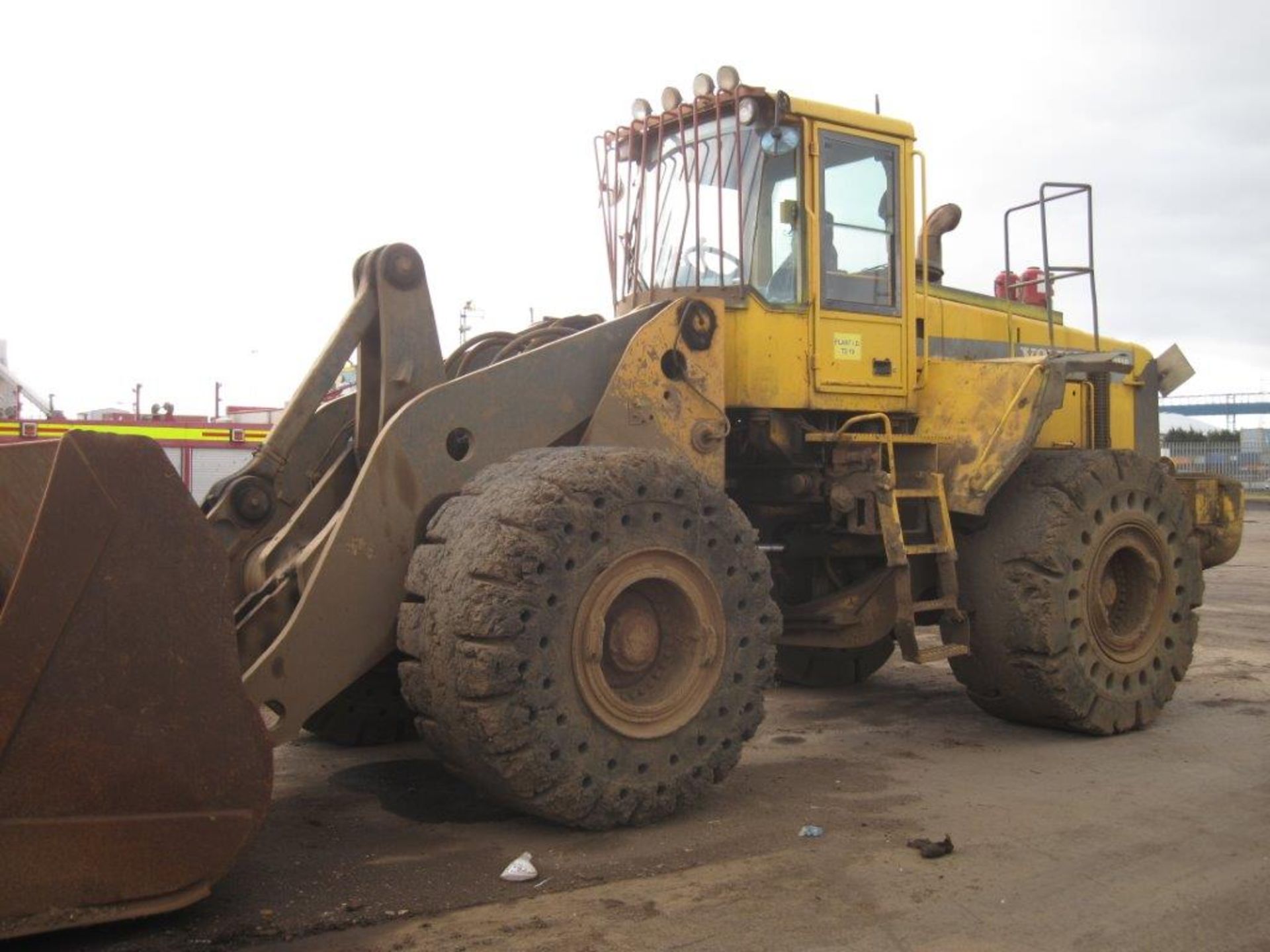 Volvo L220D Loading Shovel
1999 and direct from work, one owner from new, good bucket and solid