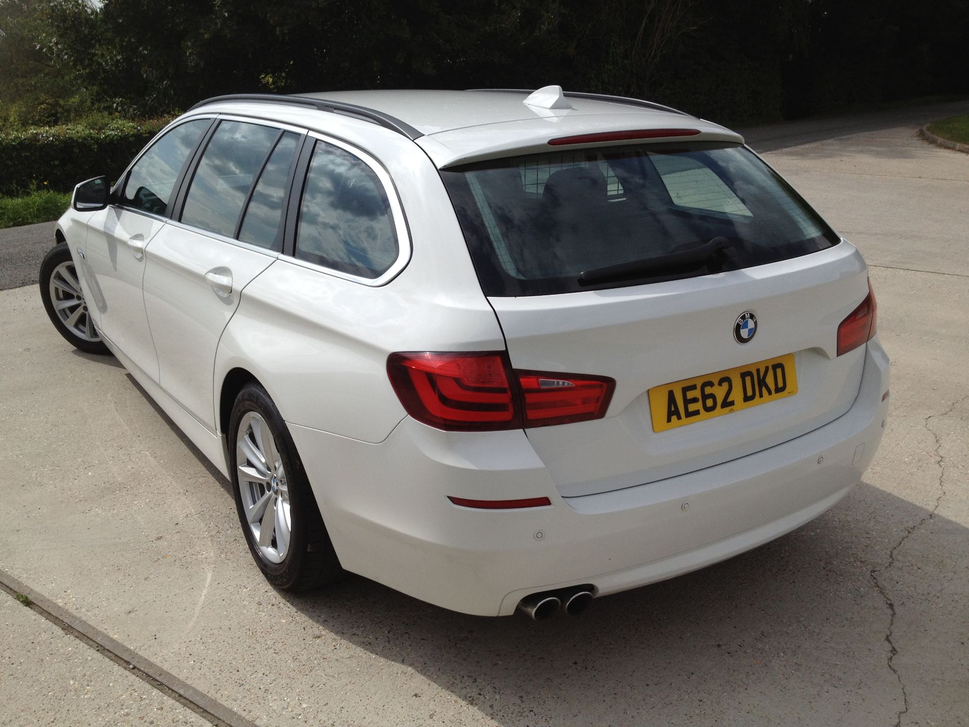 2012 bmw 530d diesel estate auto 52,000 miles 1 owner from new still under manufactures warranty - Image 2 of 9