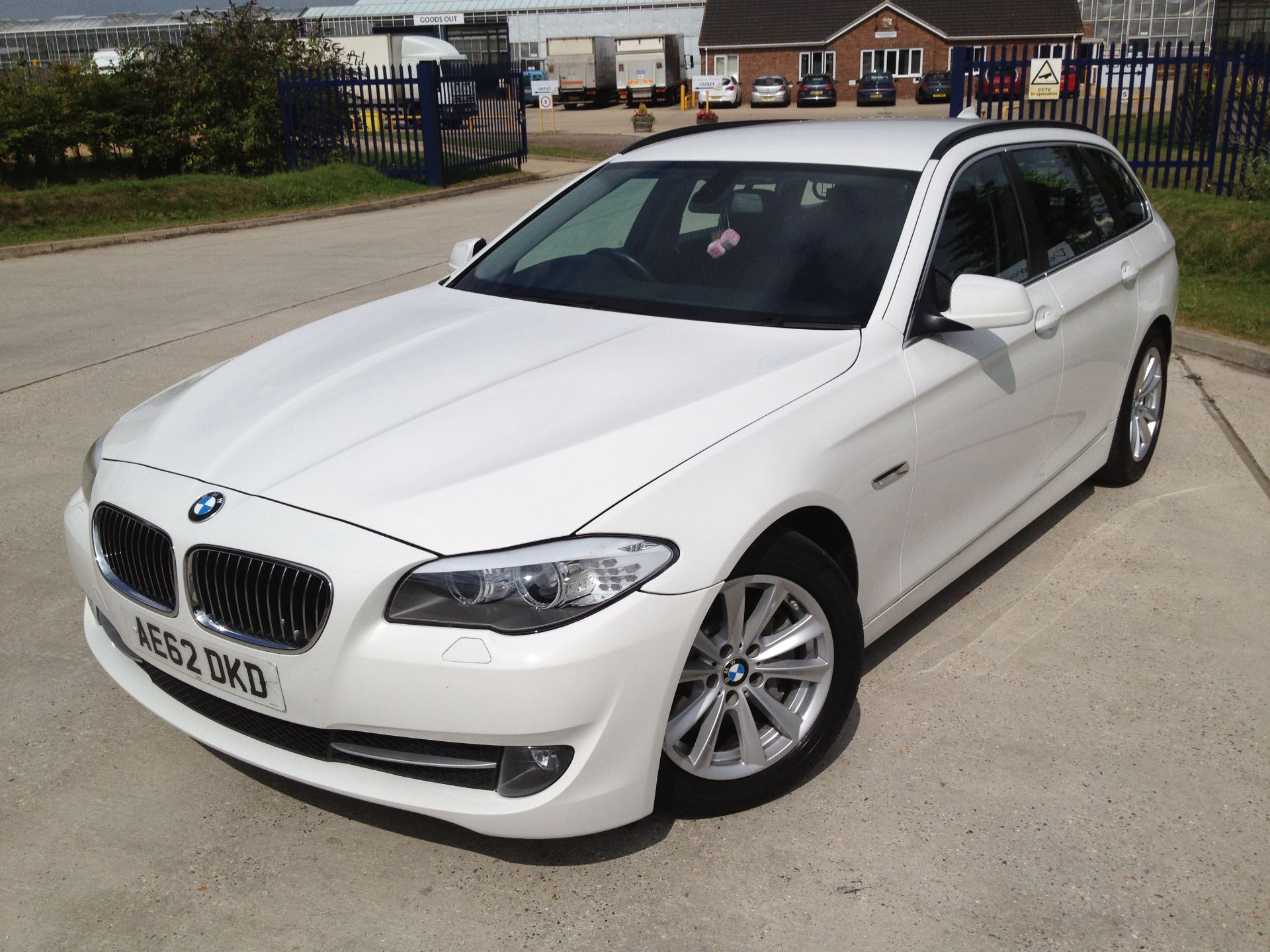 2012 bmw 530d diesel estate auto 52,000 miles 1 owner from new still under manufactures warranty - Image 3 of 9