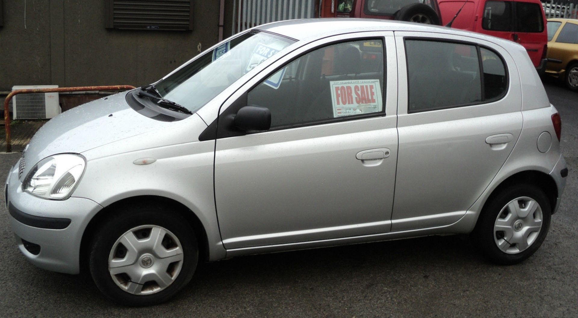 Toyota Yaris T3
1.0L Petrol
5 Door Hatchback
Full Service History
Last Service 20th March 2015
MOT - Image 3 of 6