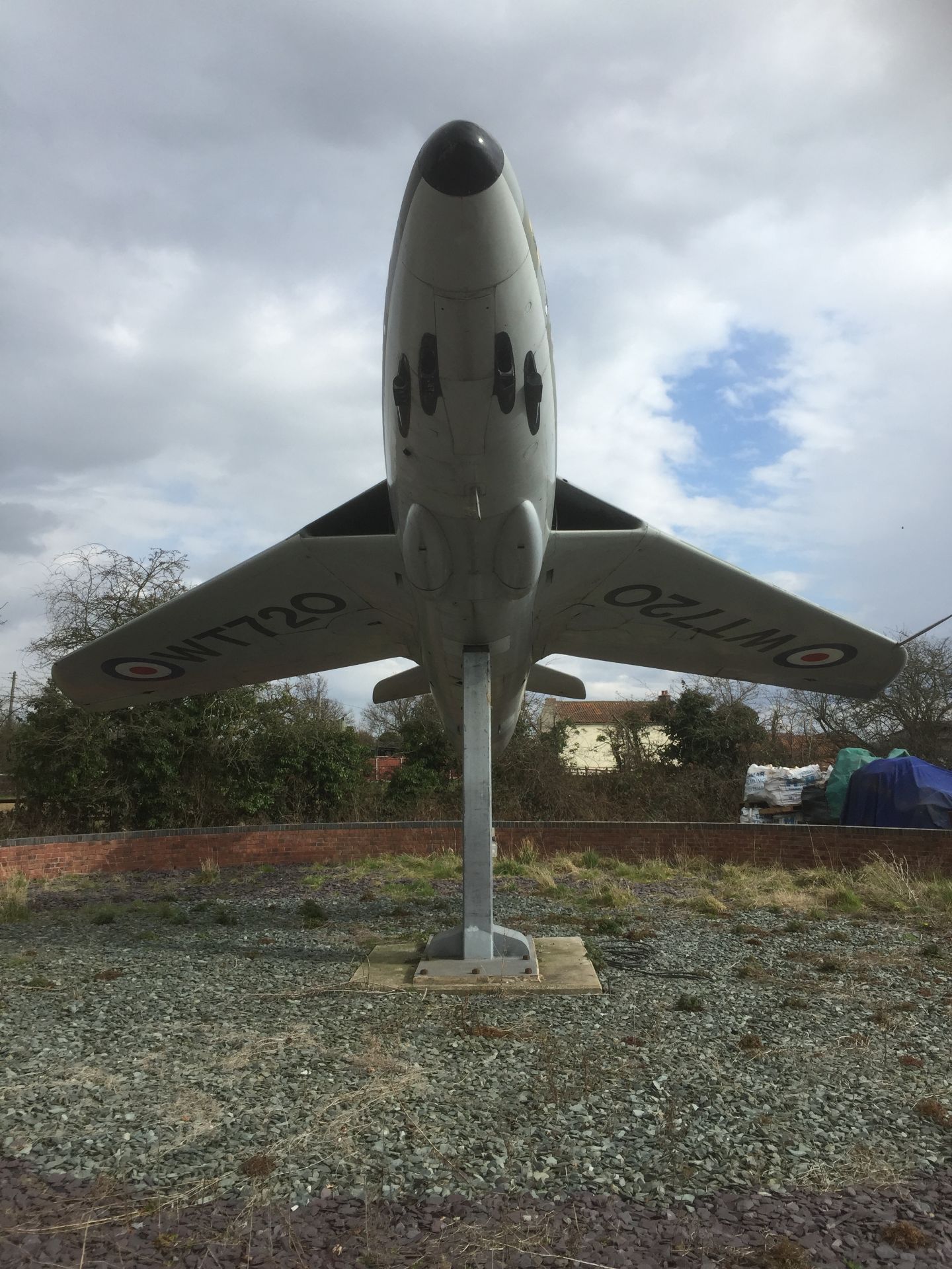 Hawker Hunter Jet - Comes With Stand. Wings are detachable for transport - Image 9 of 26
