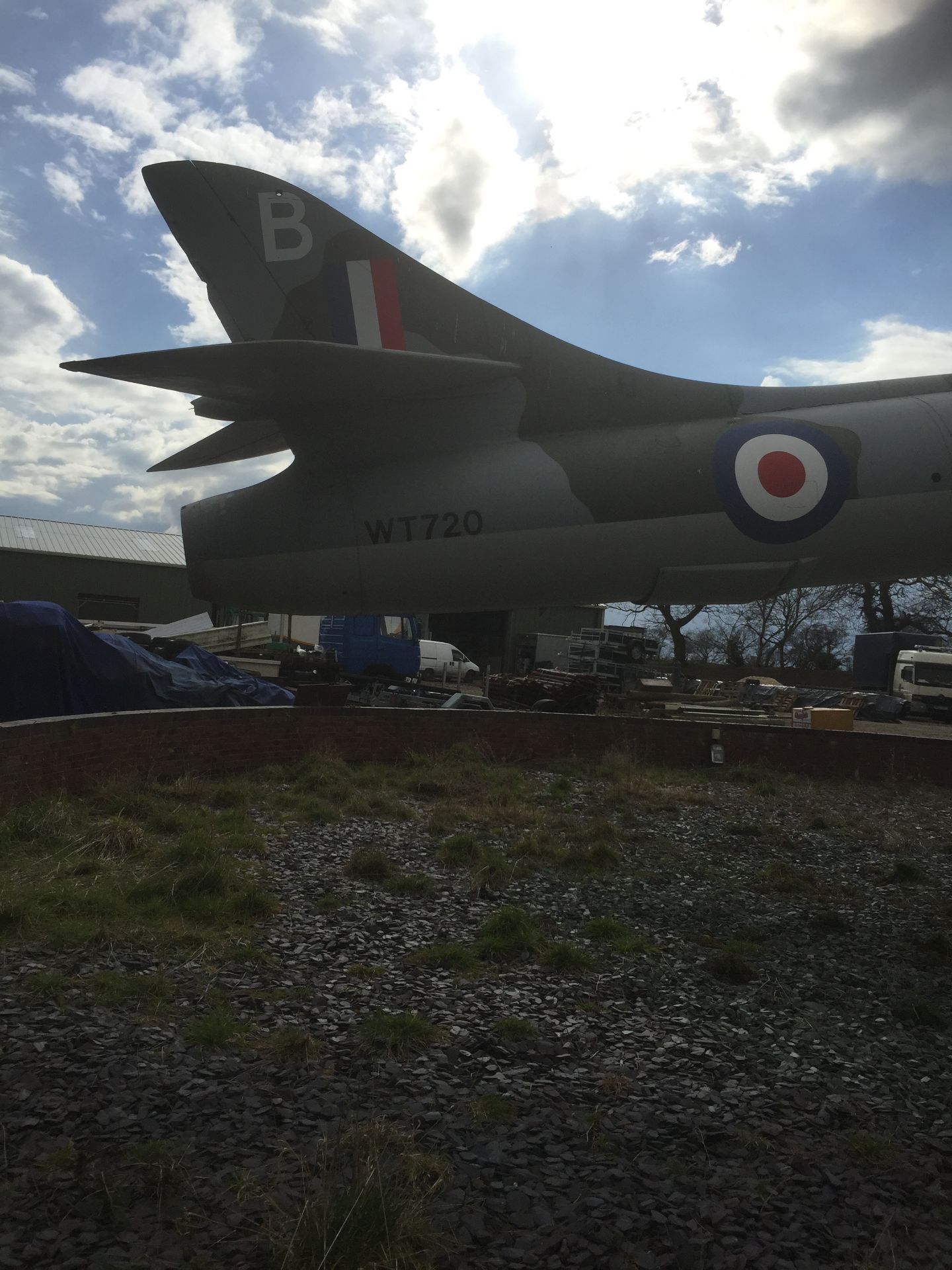 Hawker Hunter Jet - Comes With Stand. Wings are detachable for transport - Image 14 of 26