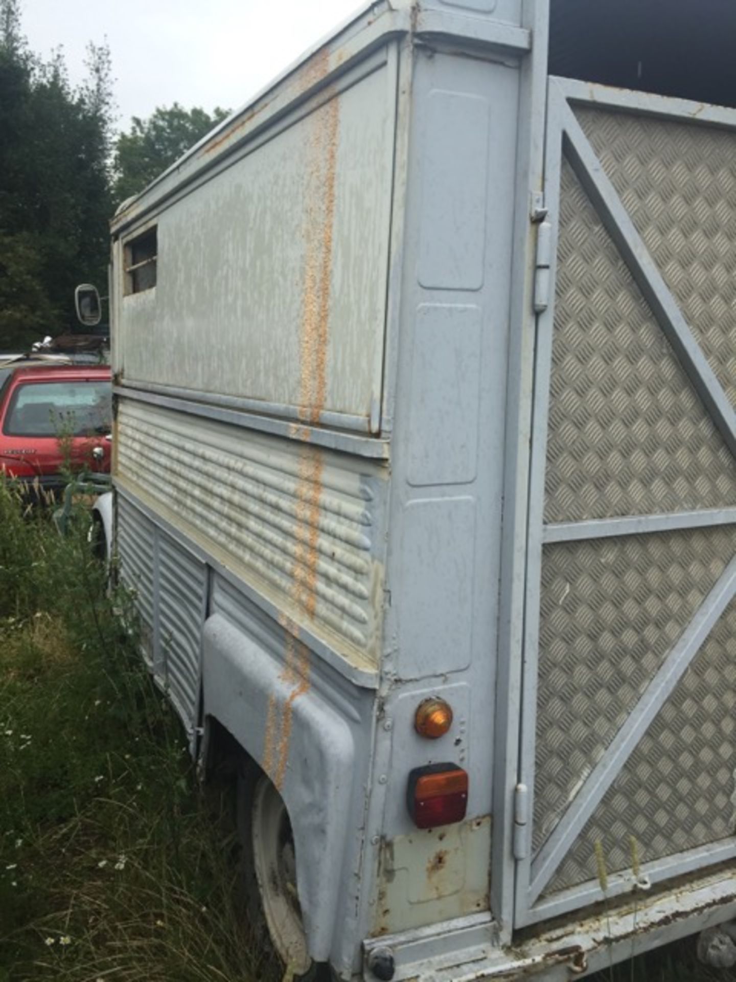 Citroen HY Van - not sure of year -  Petrol, I am assured by previous owner in France that it does - Image 17 of 18
