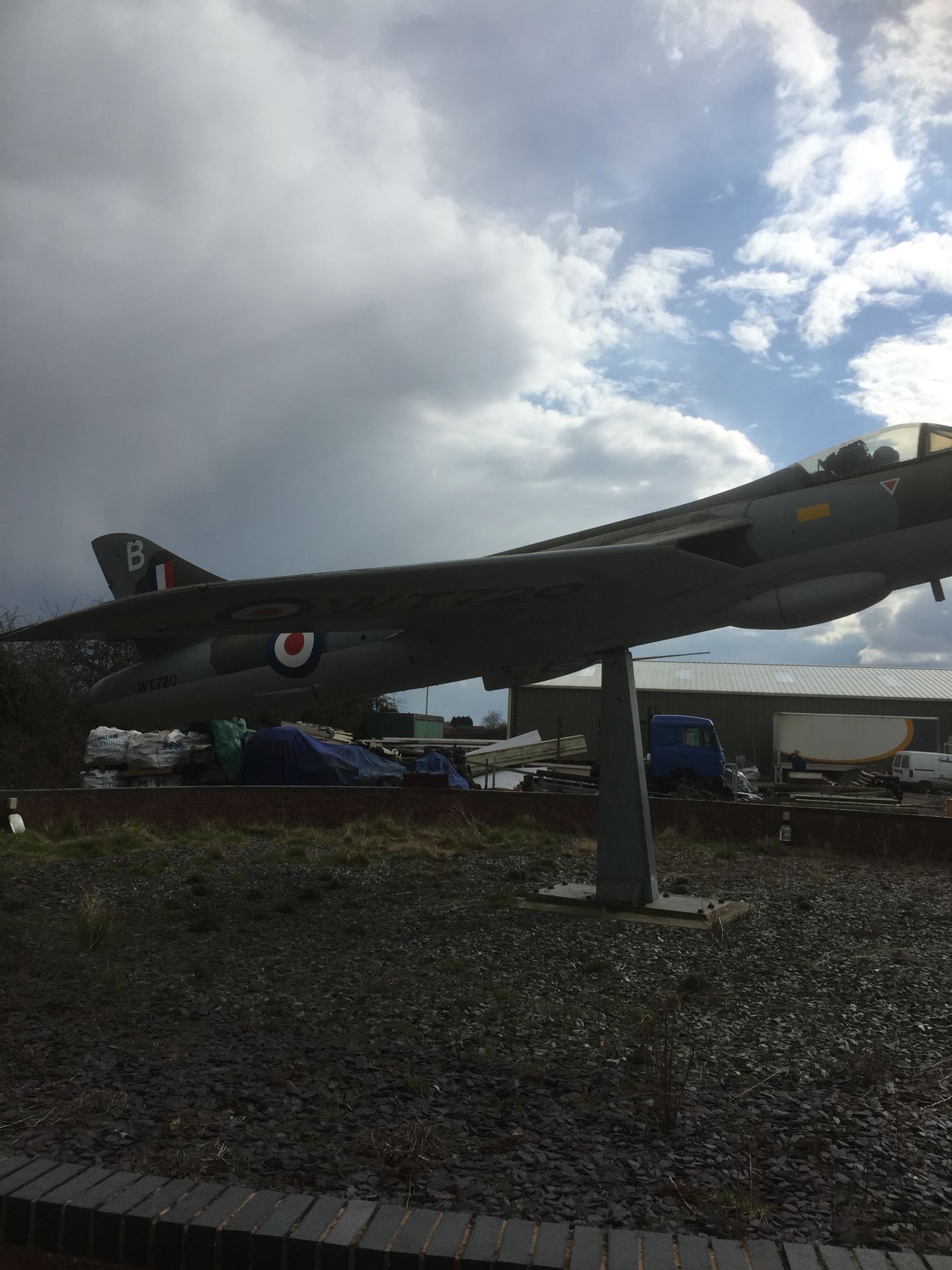 Hawker Hunter Jet - Comes With Stand. Wings are detachable for transport - Image 11 of 26