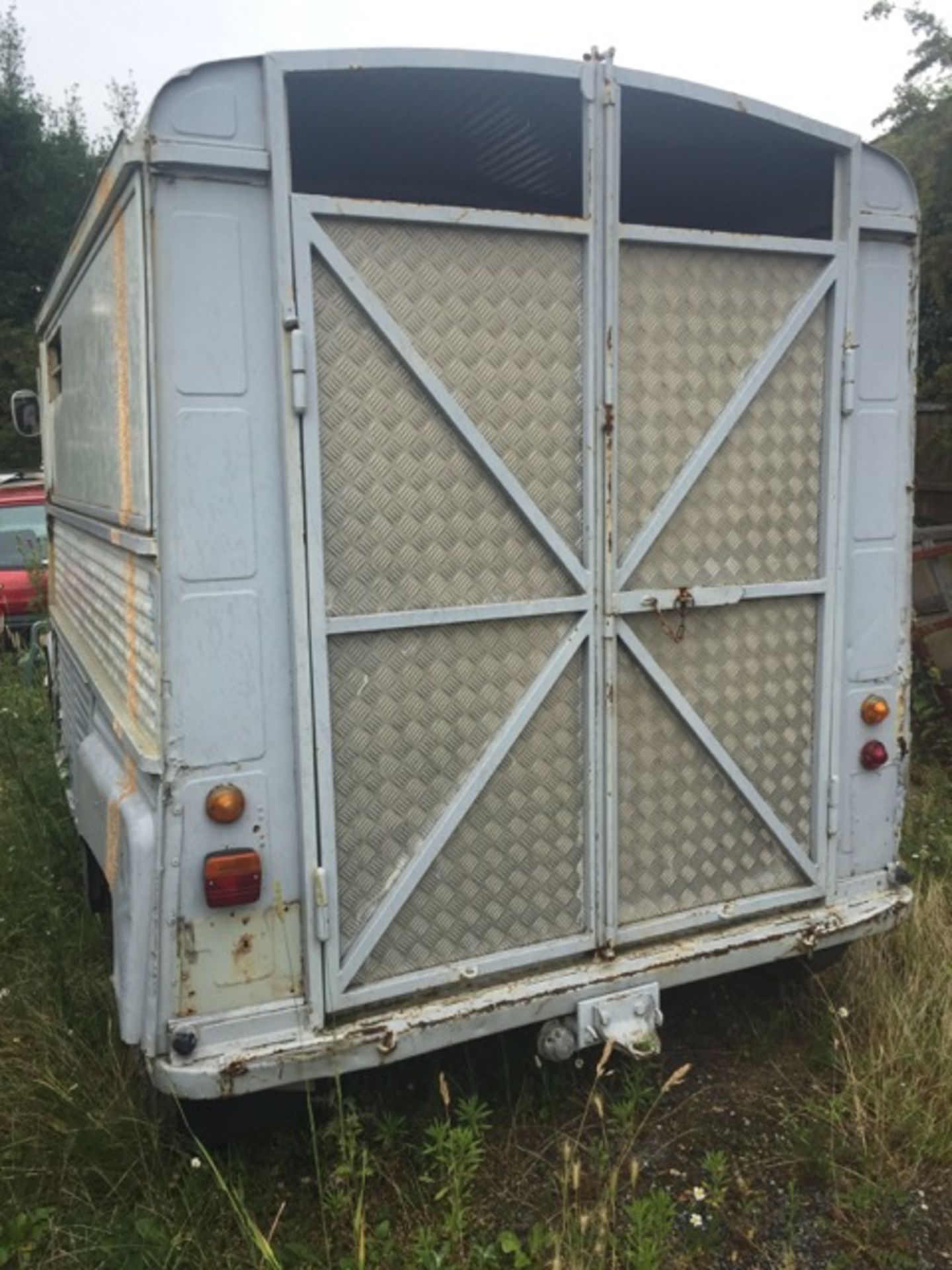 Citroen HY Van - not sure of year -  Petrol, I am assured by previous owner in France that it does - Image 12 of 18