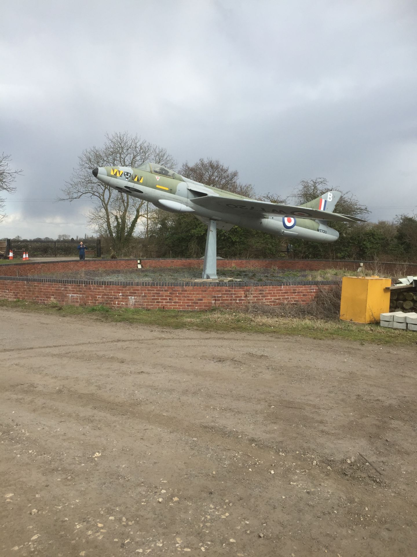 Hawker Hunter Jet - Comes With Stand. Wings are detachable for transport - Image 18 of 26