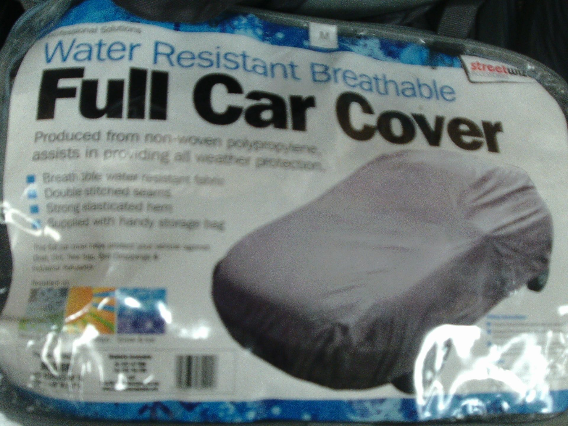 20 pcs total  full car cover - 3 small , 4 medium , 11  large , 2 x XL - rrp £29.99 each £600 retail - Image 2 of 3