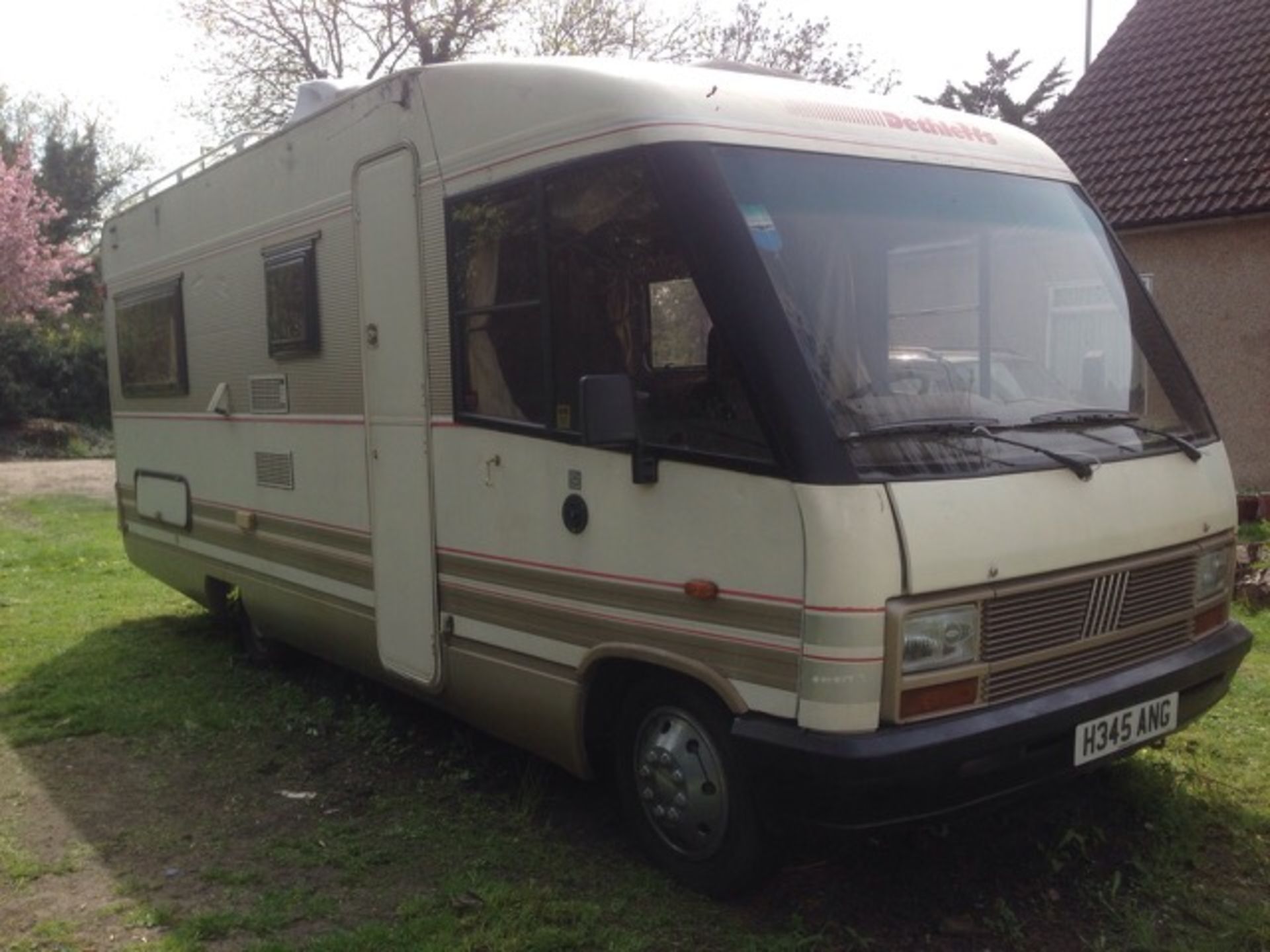 Fiat Ducato  6 berth, Campervan - Image 9 of 29