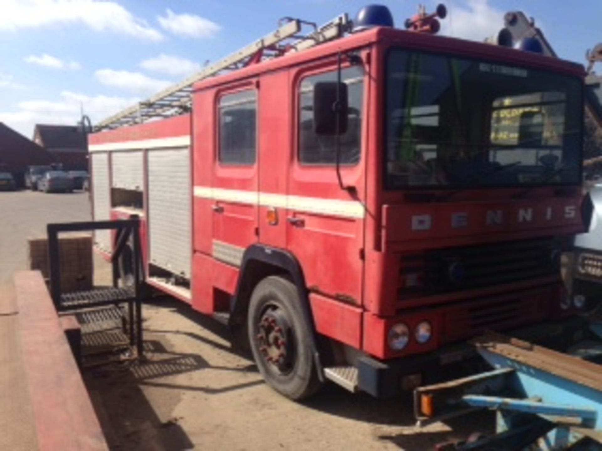 1986 Dennis crew cab fire engine. - Image 2 of 5