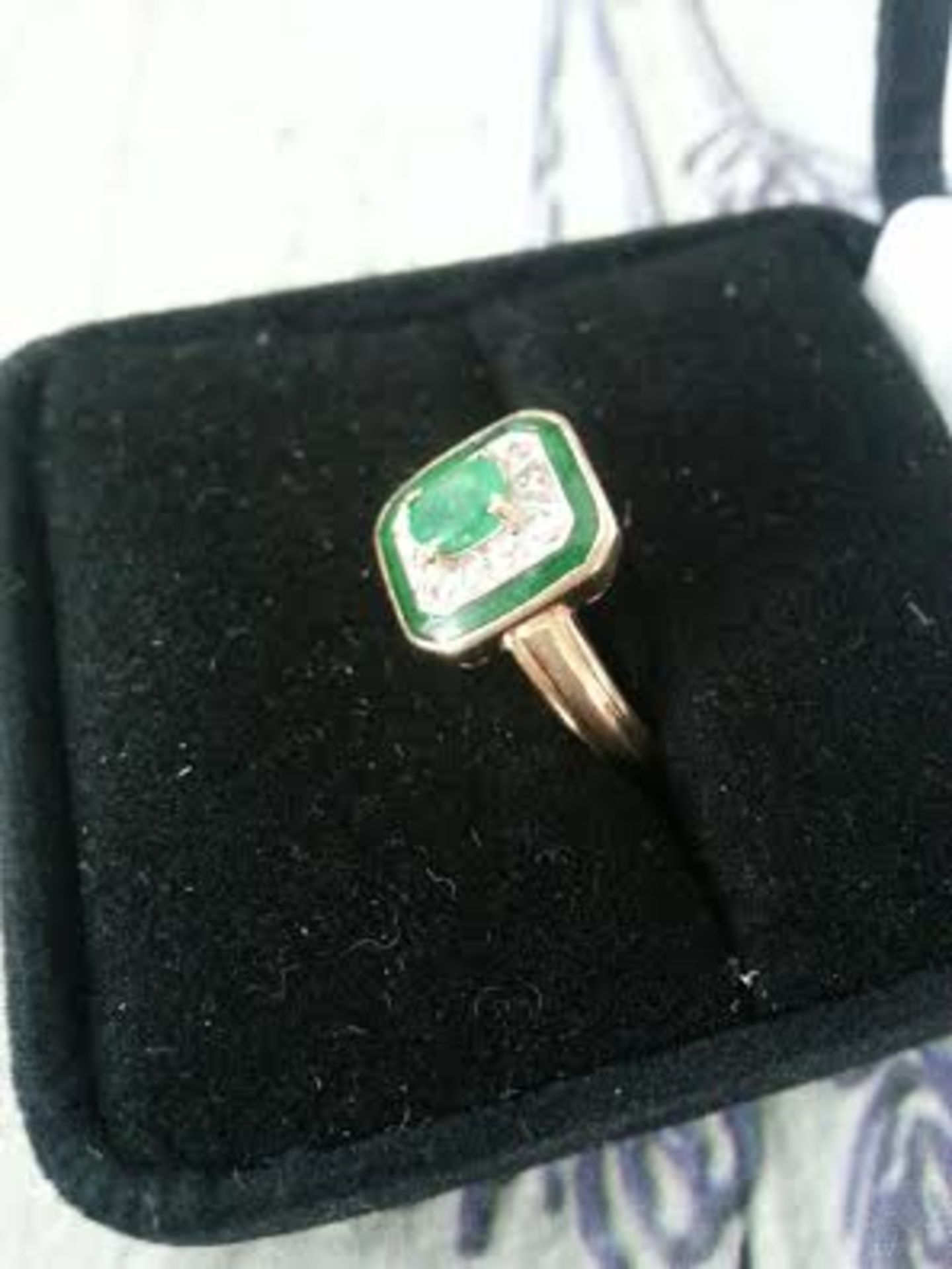 14 ct gold ring with brazilian emerald - Image 2 of 2