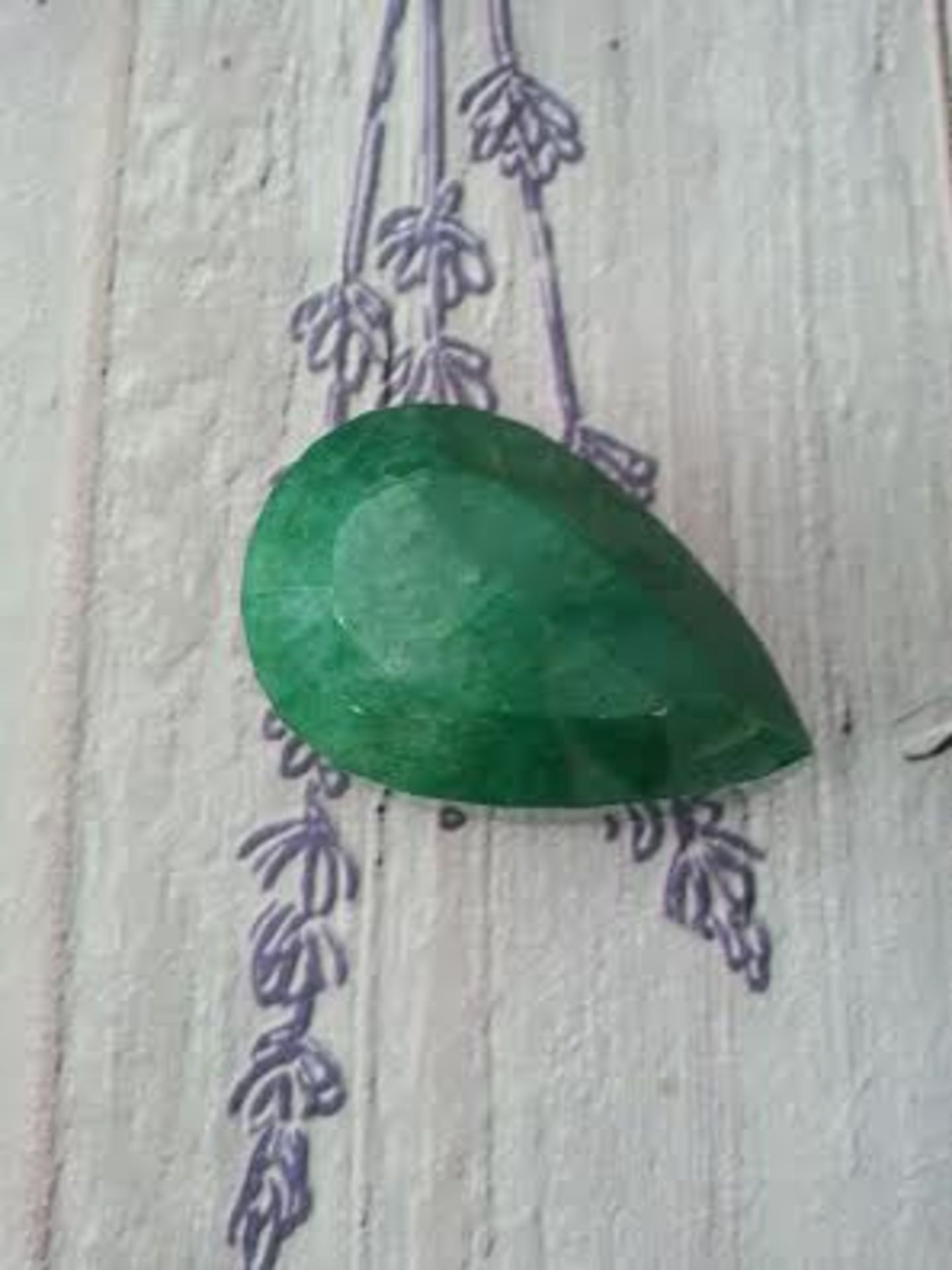 771 ct top green rare huge unique natural brazilian emerald - Image 2 of 3