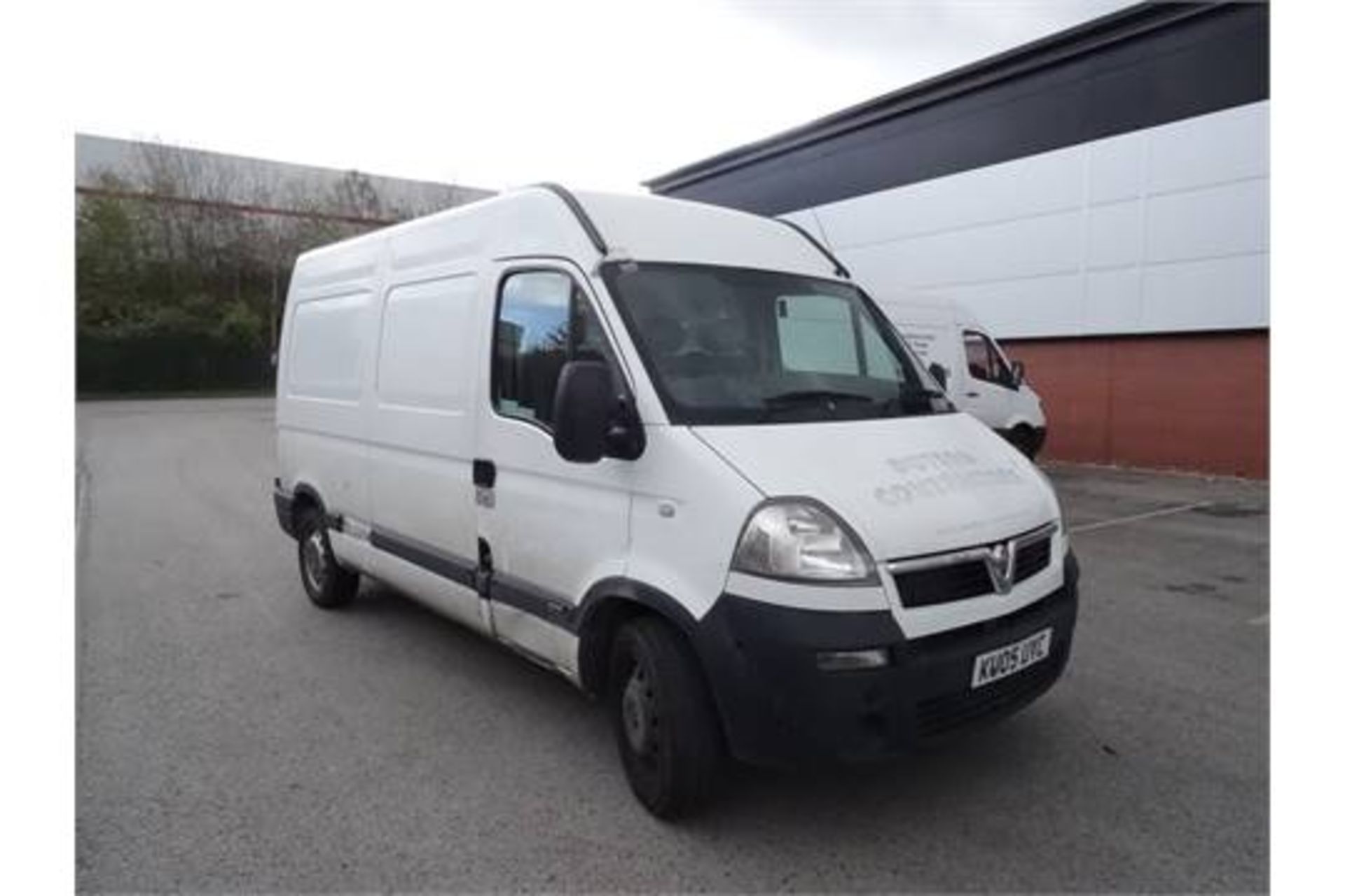 2005 05 Reg Vauxhall Movano Van. 2.5 Diesel. Medium Wheel Base High Roof. High security locks,