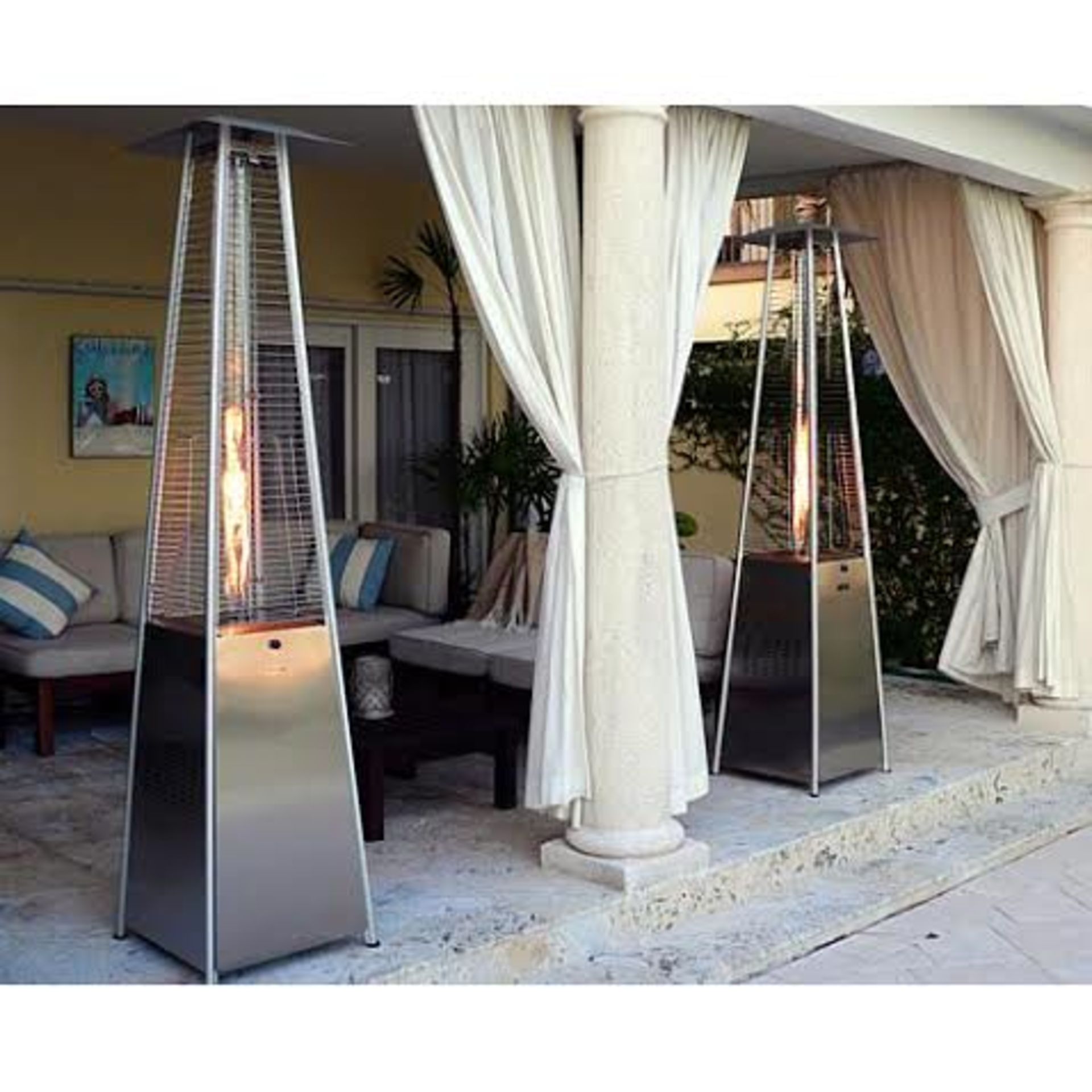 The BRAND NEW Garden Square Pyramid Flame Patio Heater features exceptional build quality *1 Unit