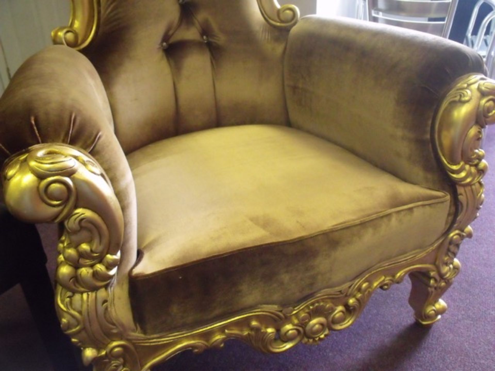 Absolom Roche Chair - Gold & Amber Velvet The perfect talking point piece of furniture. Feast your - Image 3 of 6