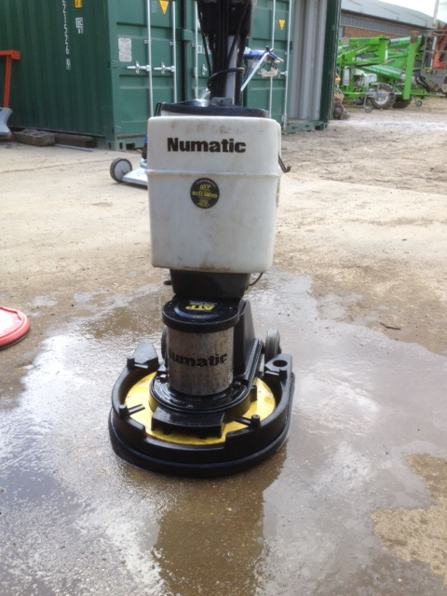 Numatic floor polisher  (240V) - Spares or repair