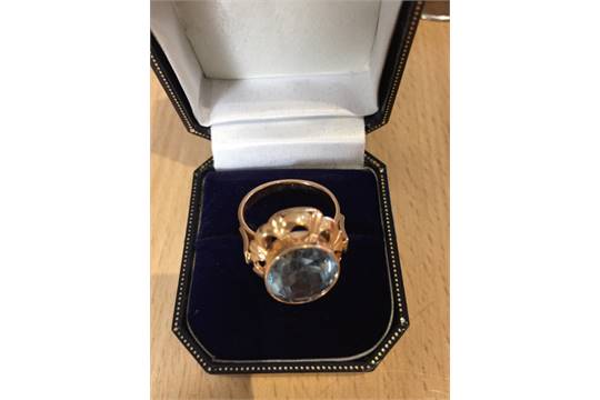14k Gold & Topaz Ring - 5.5 Gram Gold Weight - Stone appox 5-6 Carat - Image 7 of 7