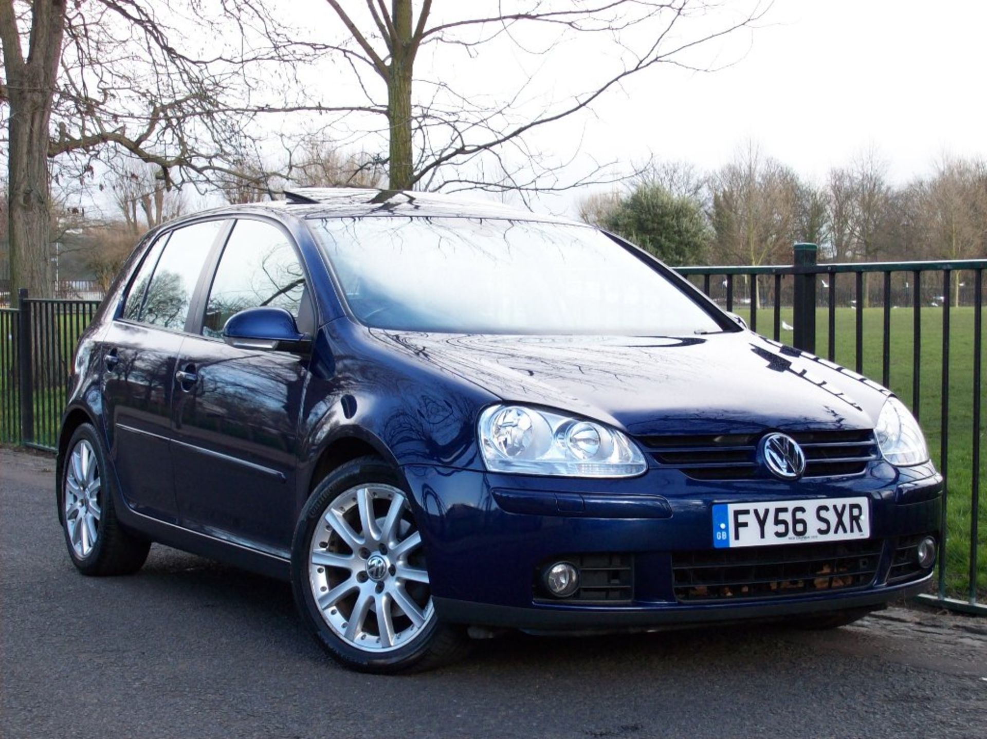 2006 Volkswagen Golf 2.0 TDI Sport 4Motion 5dr Over £4000 Worth Of Extras!! 99k miles
HUGH SPEC