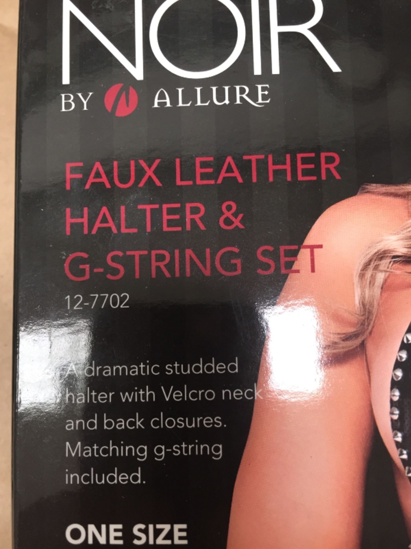 8 x Allure Halter and G-String Set Small/Large Black - Image 3 of 3