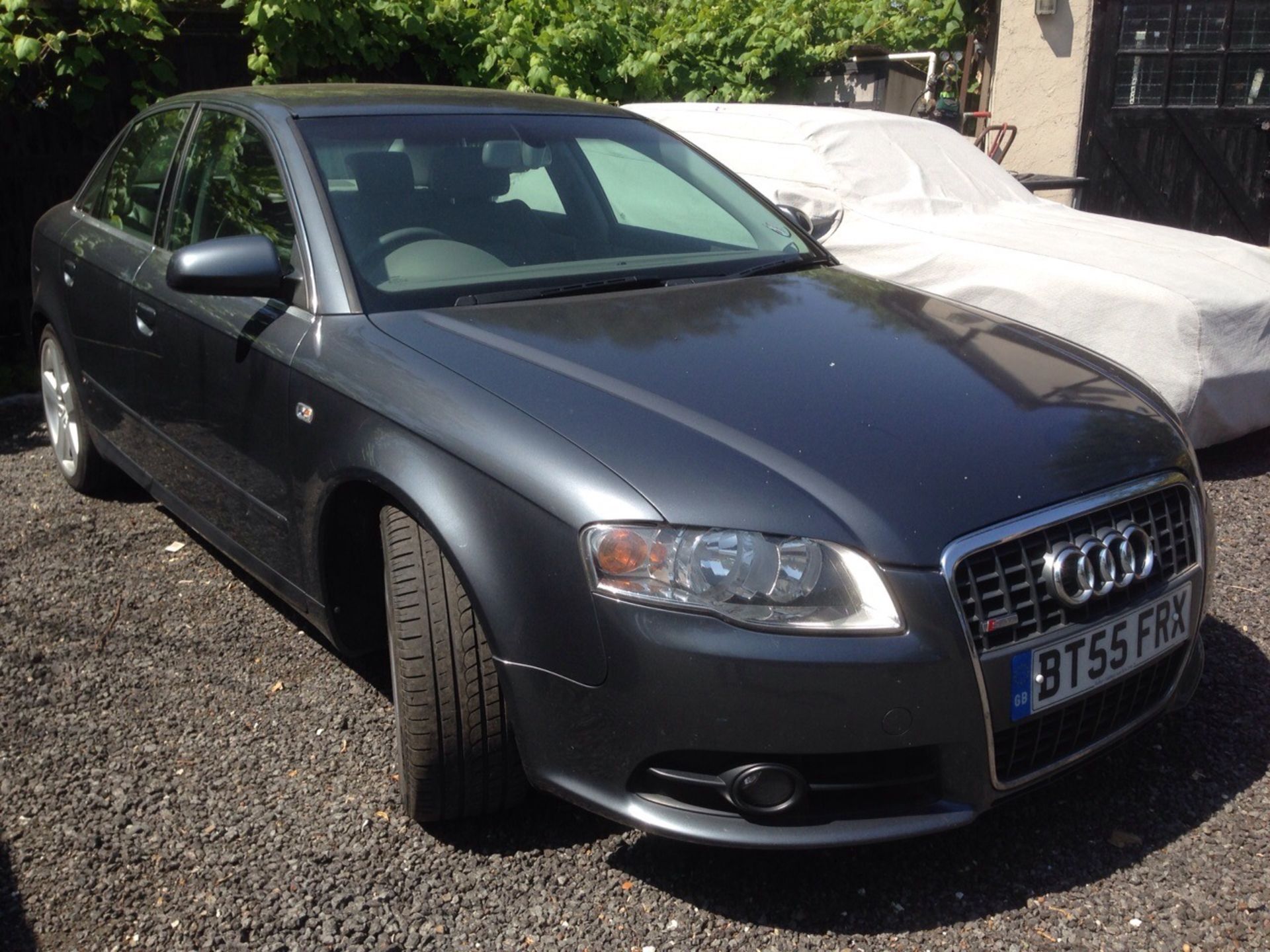 2005/55 AUDI A4 S LINE TDI Auto/tiptonic 140 GREY - Image 3 of 12