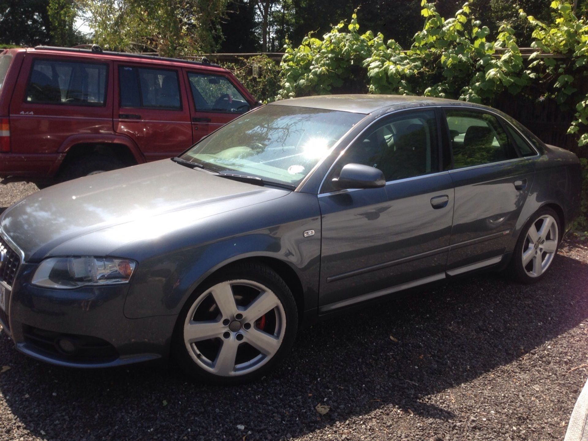 2005/55 AUDI A4 S LINE TDI Auto/tiptonic 140 GREY - Image 2 of 12