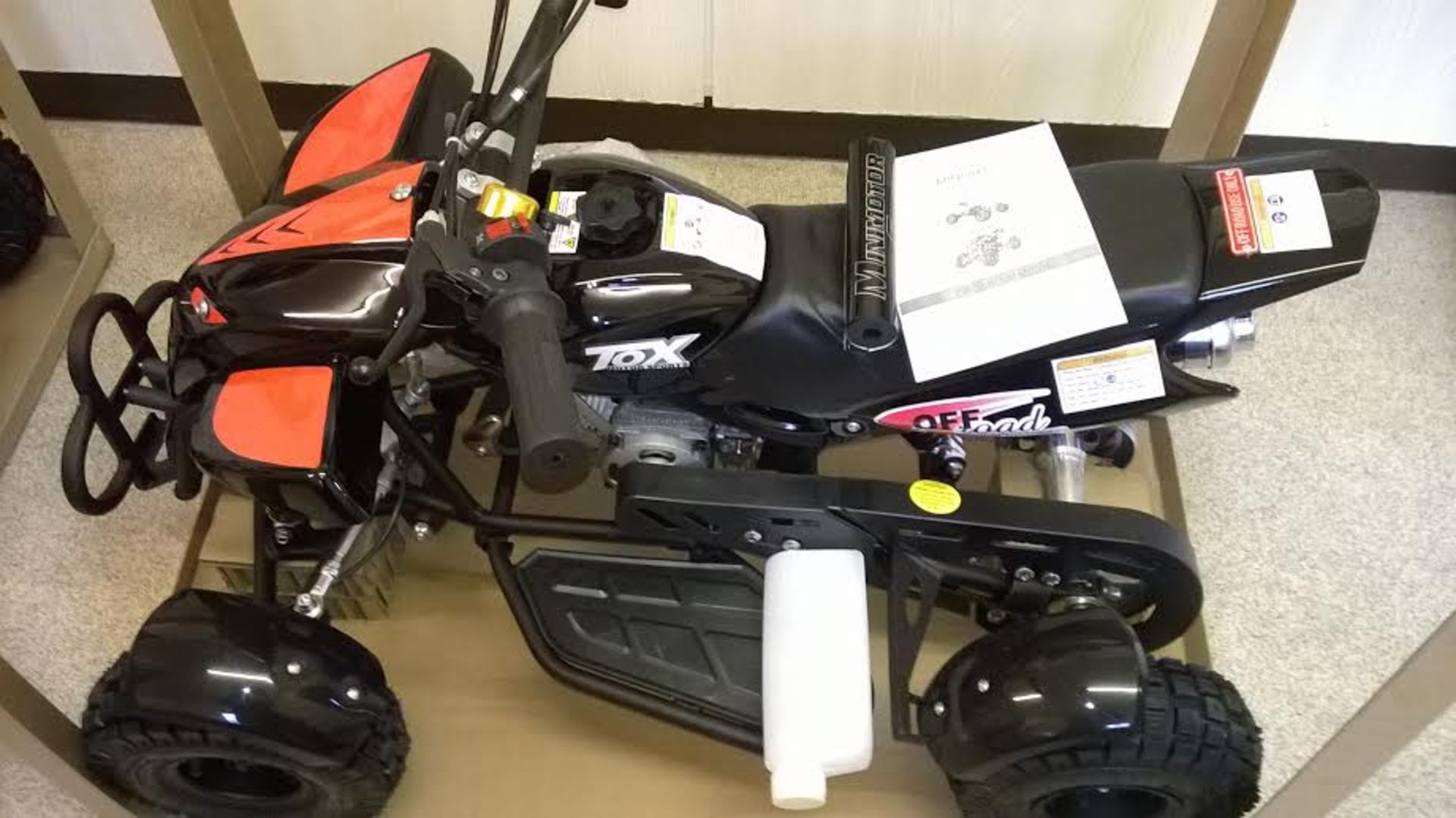 1 BRAND NEW BOXED NO VAT 49CC 2STROKE PETROL MINI ATV QUAD BIKE 2015 MODEL IN BLACK.
This is the