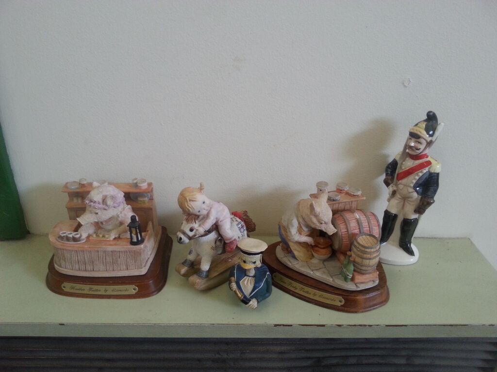 A Collection of Vintage Figurines. Can Be Packaged Securely & Delivered.