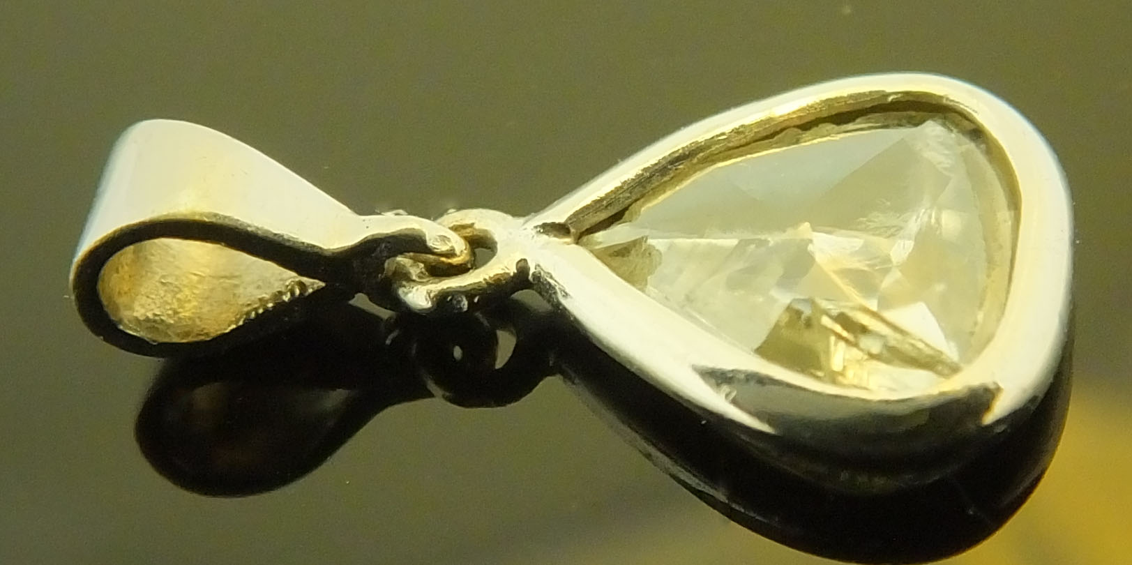 A rare 0.6 carat rose cut diamond pendant - Image 2 of 3