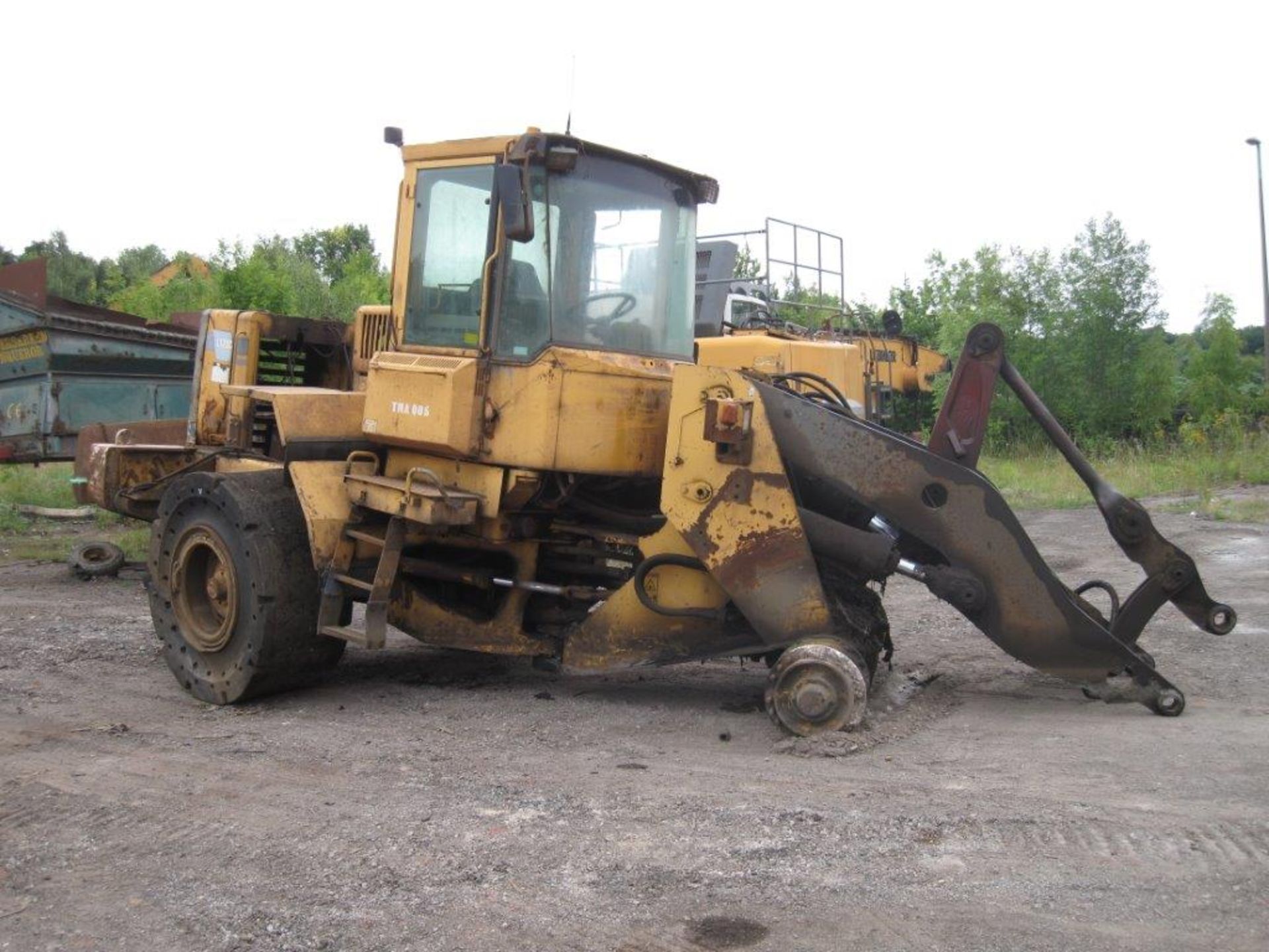 Volvo L120C Loading Shovel - Image 2 of 2