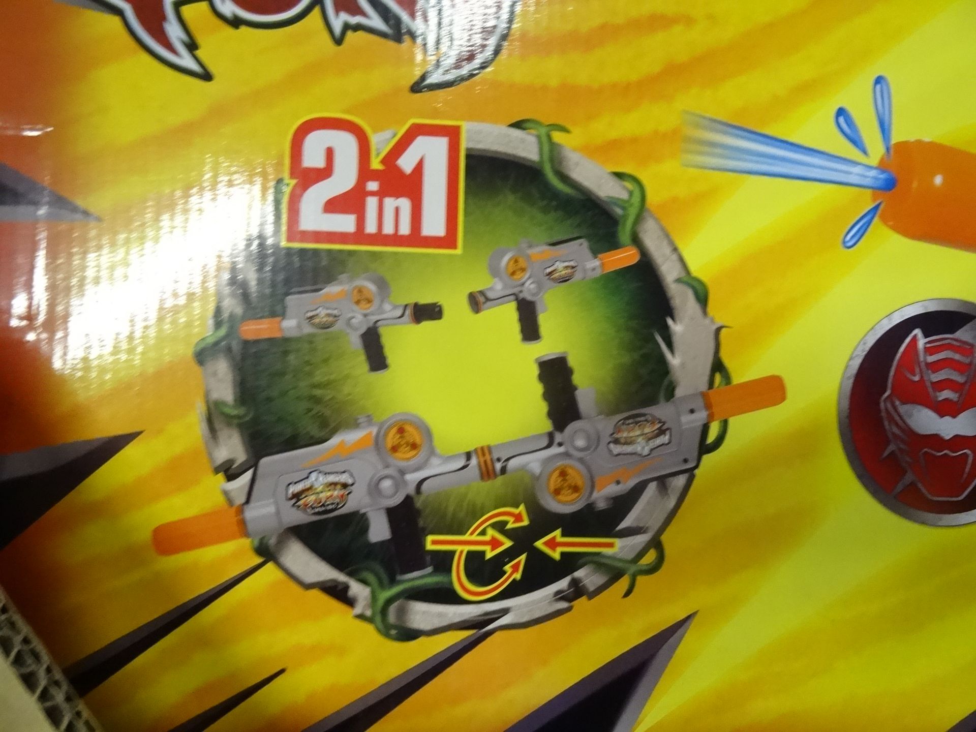 12 x Power Rangers Jungle Fury Water Blasters 2 in 1. High Quality Water Blaster. Brand new and - Image 5 of 5
