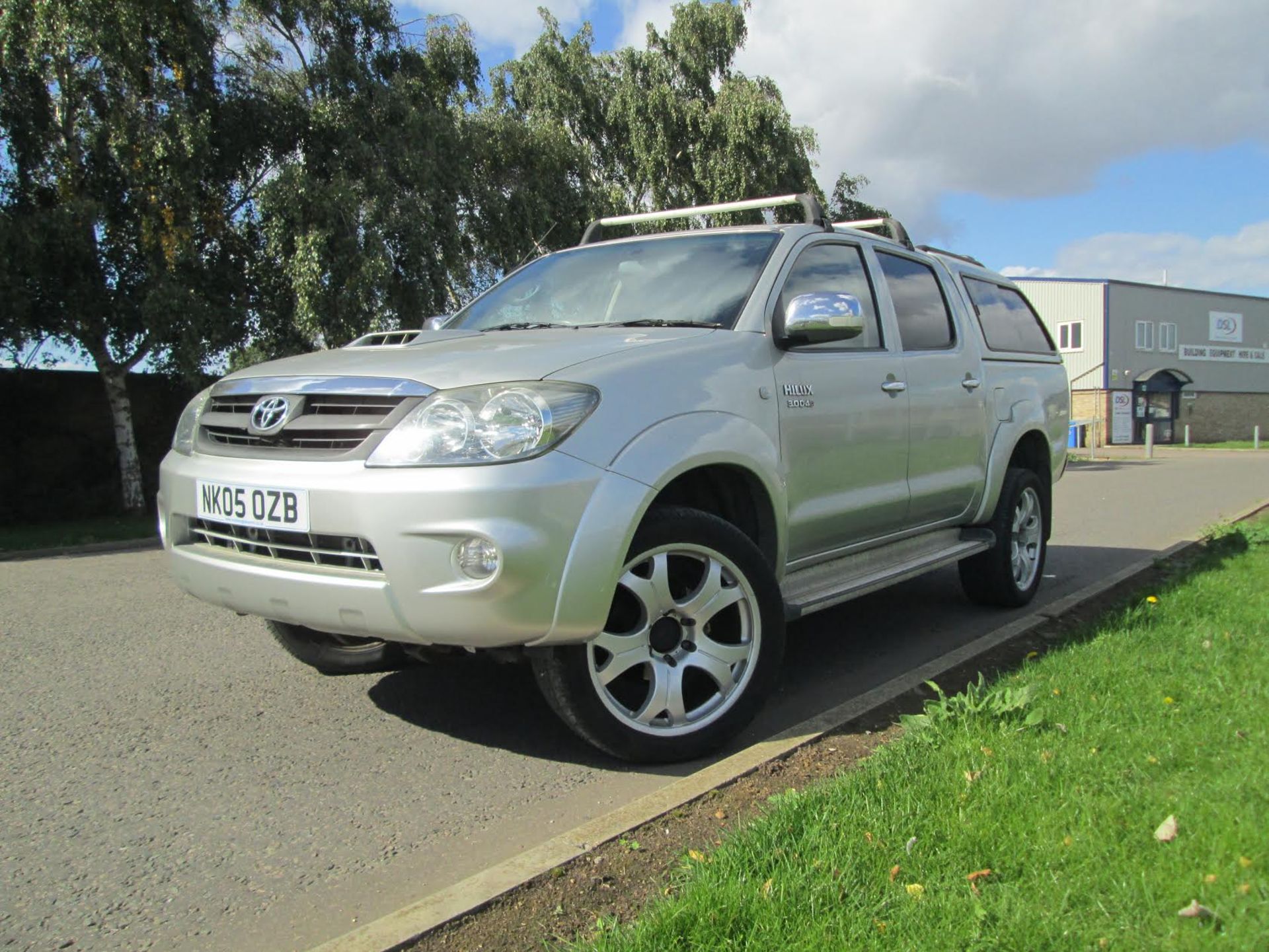 Toyota Hilux 3.0 INVINCIBLE VIGO 4wd D/CAB AUTO 5dr FSH LEATHER 1 OWNER A/C *VIGO*