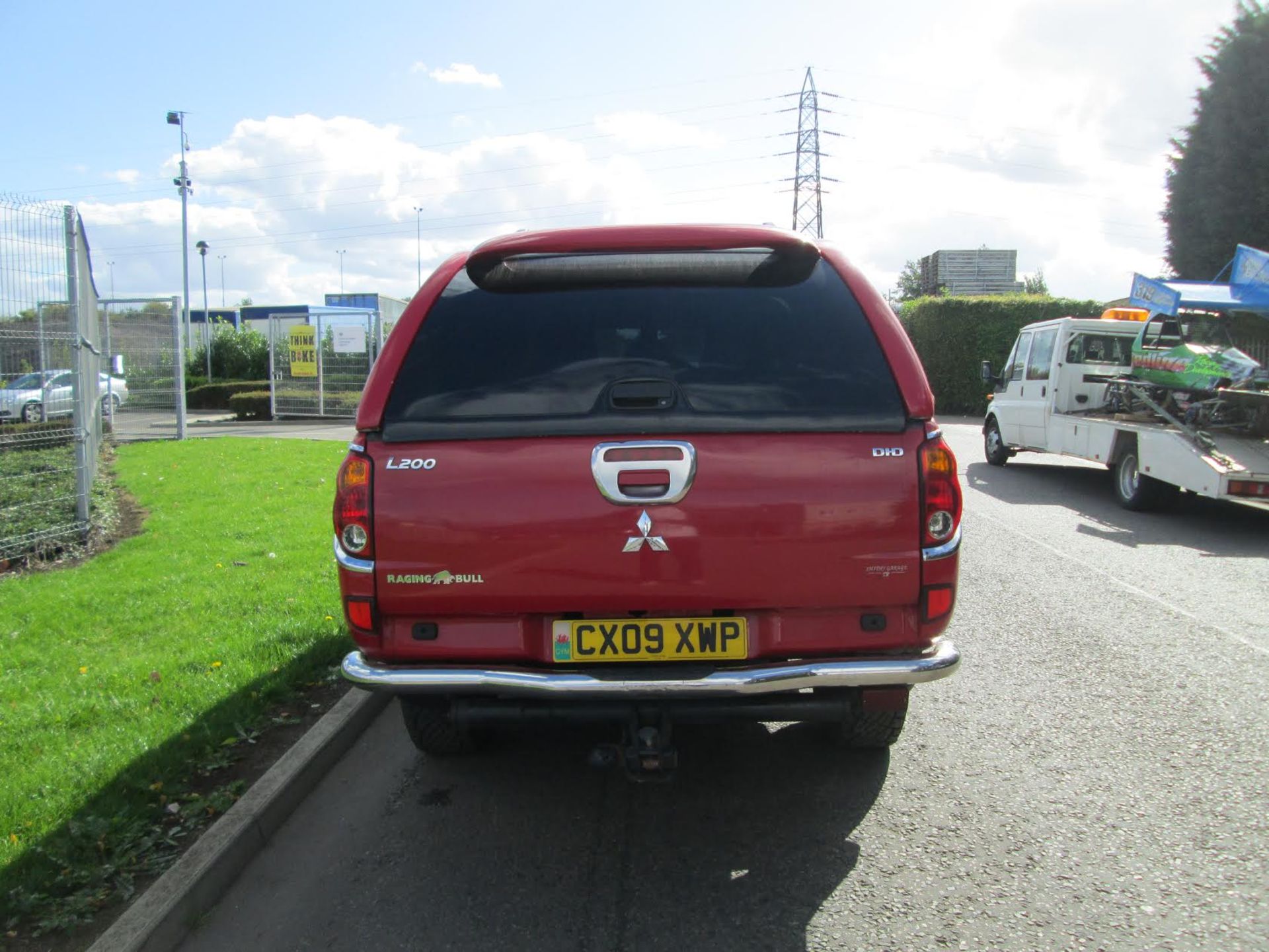 Mitsubishi L200 2.5 DI-D Raging Bull. 4dr, FSH, LEATHER, New CAMBELT @71k, 1 FORMER KEEPER. - Image 5 of 12