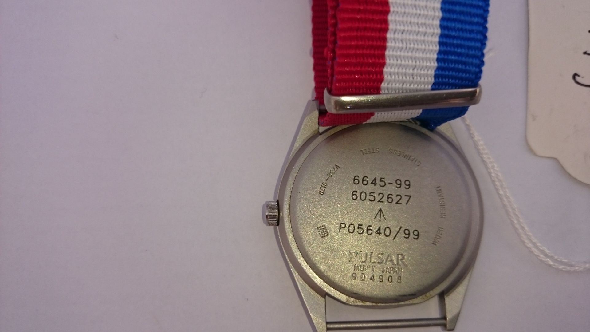 BRITISH ISSUED MILITARY G10 PULSAR WATCH WITH MILITARY STRAP,KEEPING TIME - Image 4 of 5