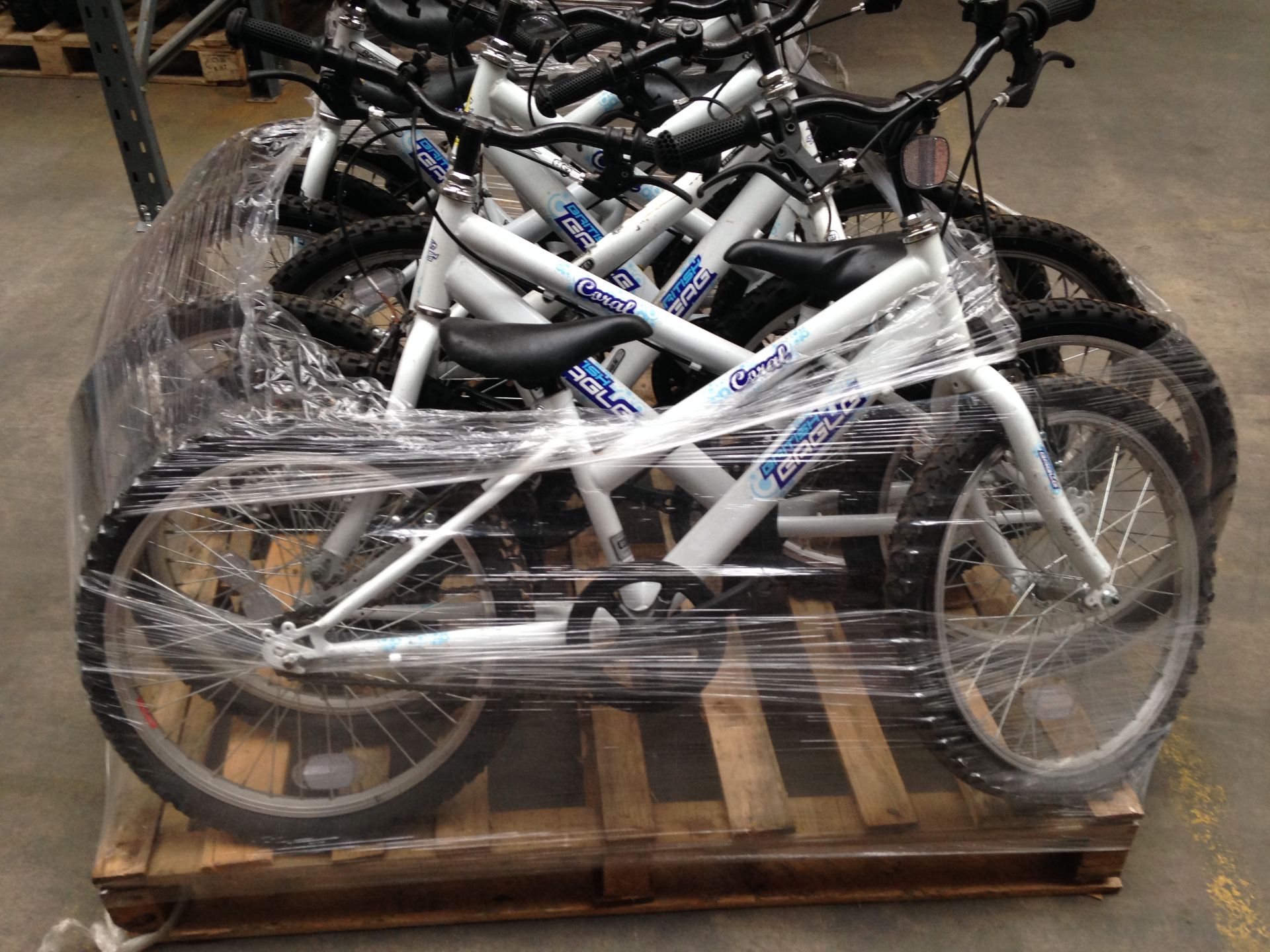 PALLET (R1) TO CONTAIN 7 x BRITISH EAGLE CORAL KIDS PEDAL BIKES. ORIGINAL RRP £134.99 EACH, TOTAL - Image 2 of 2