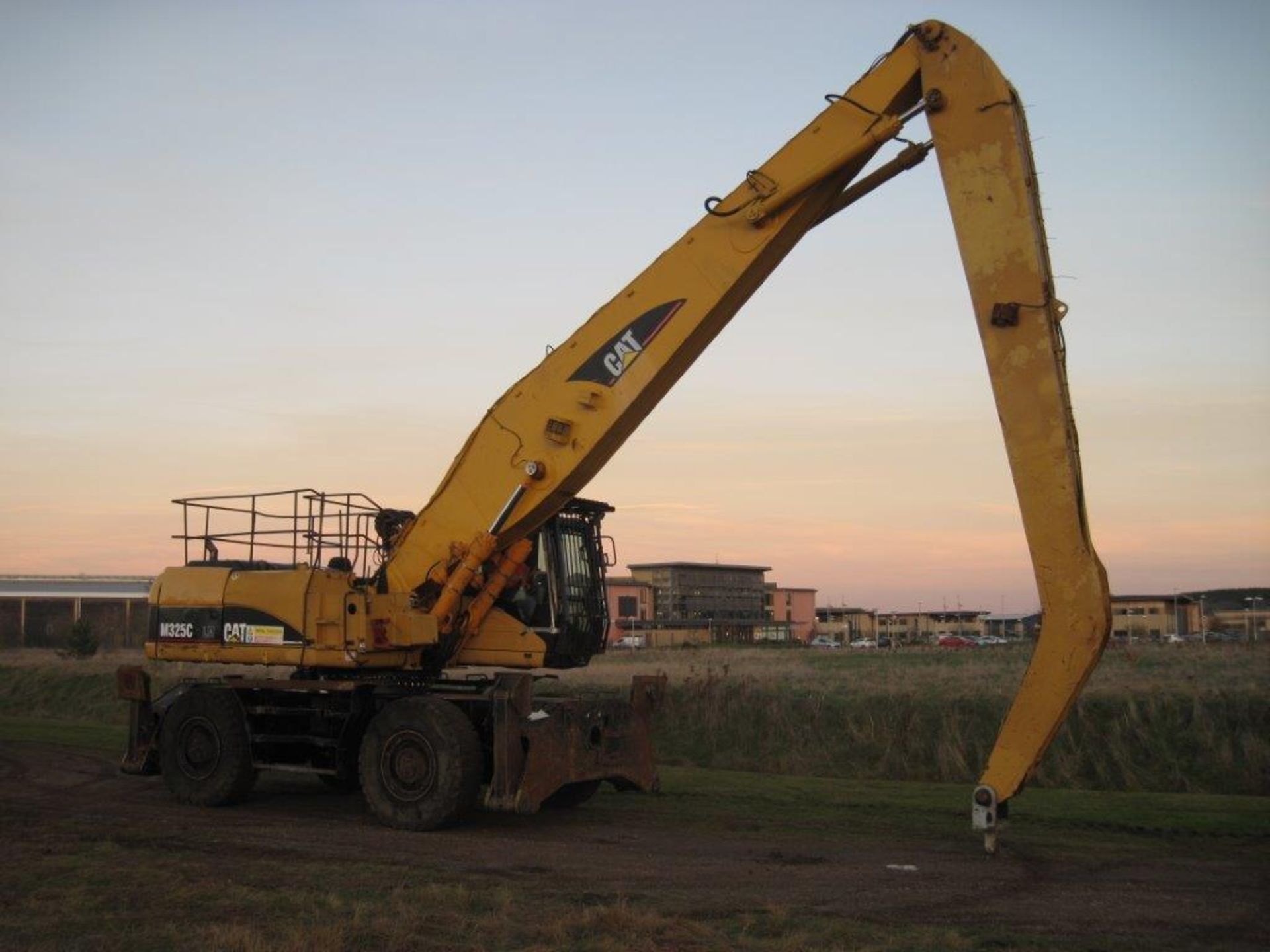 Caterpillar M325C MH Rehandler - Image 4 of 4