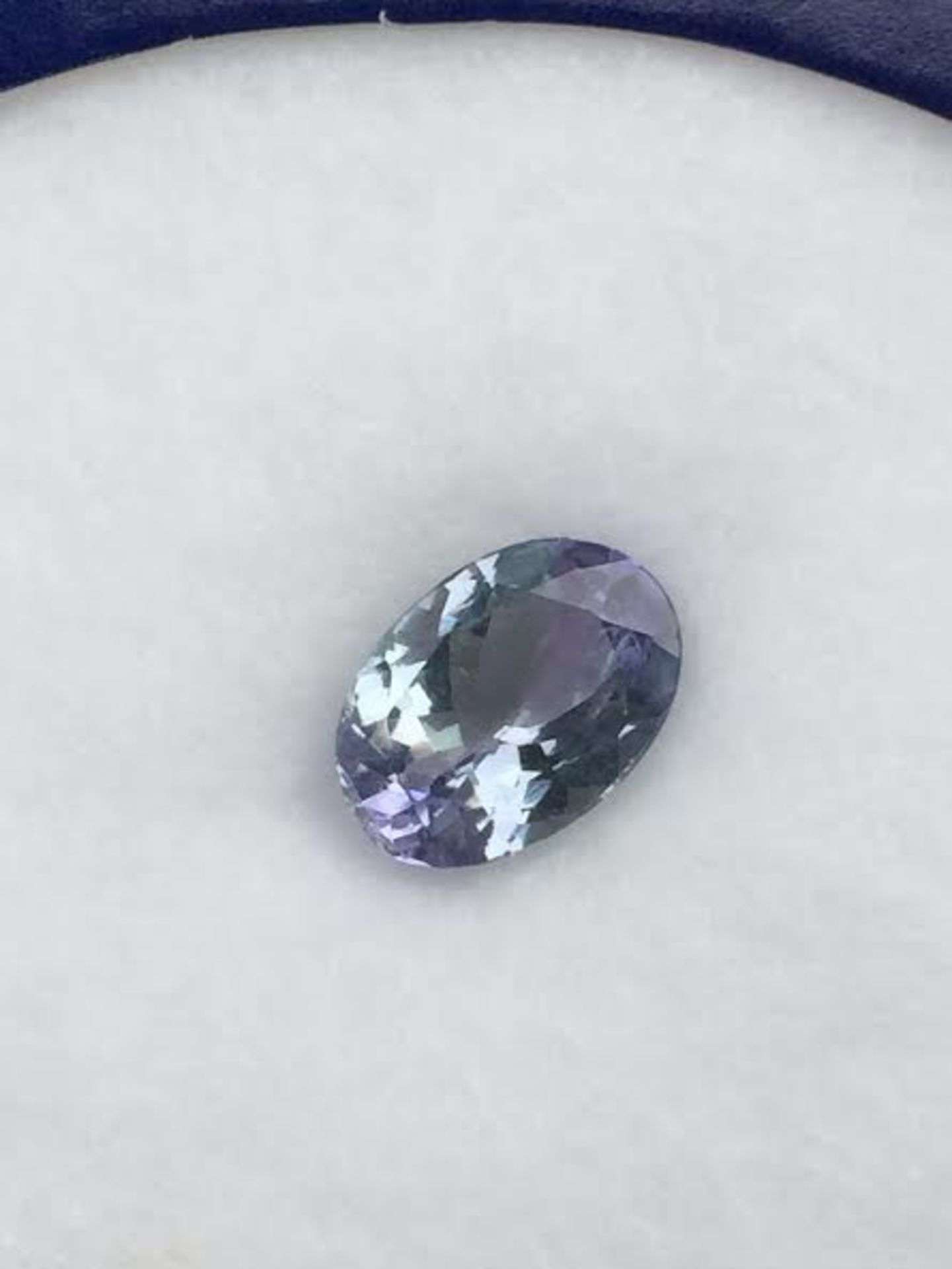 1.20 ct natural tanzanite with HKD certificate