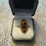 9 carat gold ring
