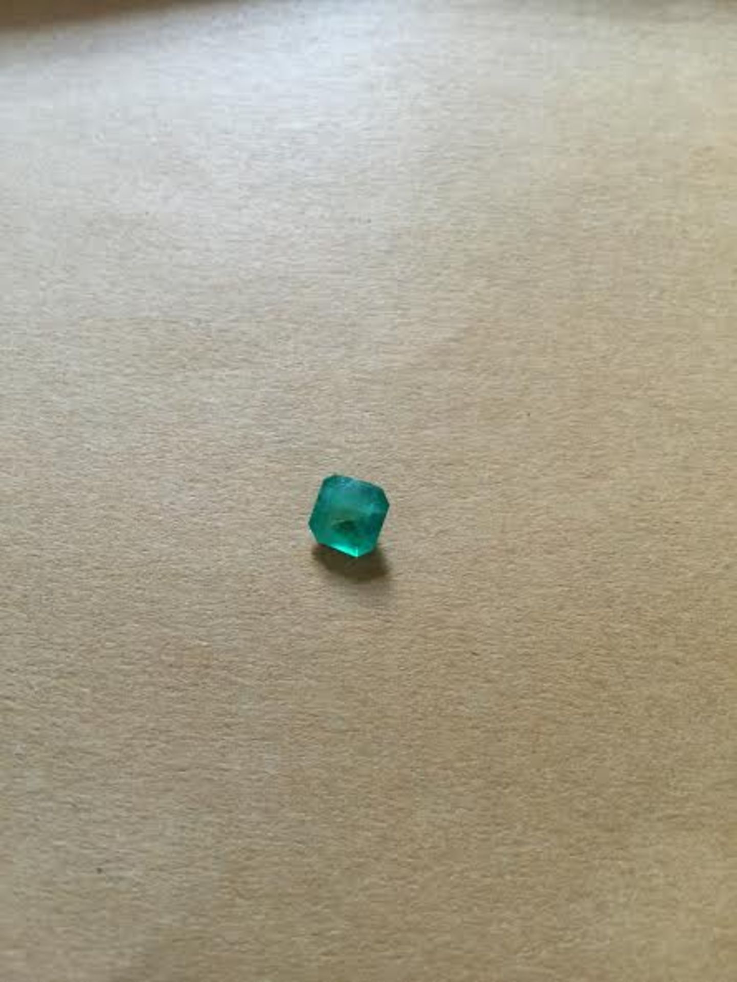 1.26 ct natural emerald with certificate - Image 3 of 3