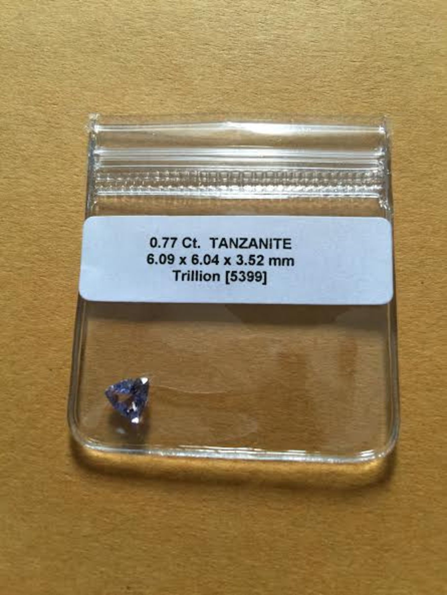 0.77 ct natural tanzanite - Image 2 of 2