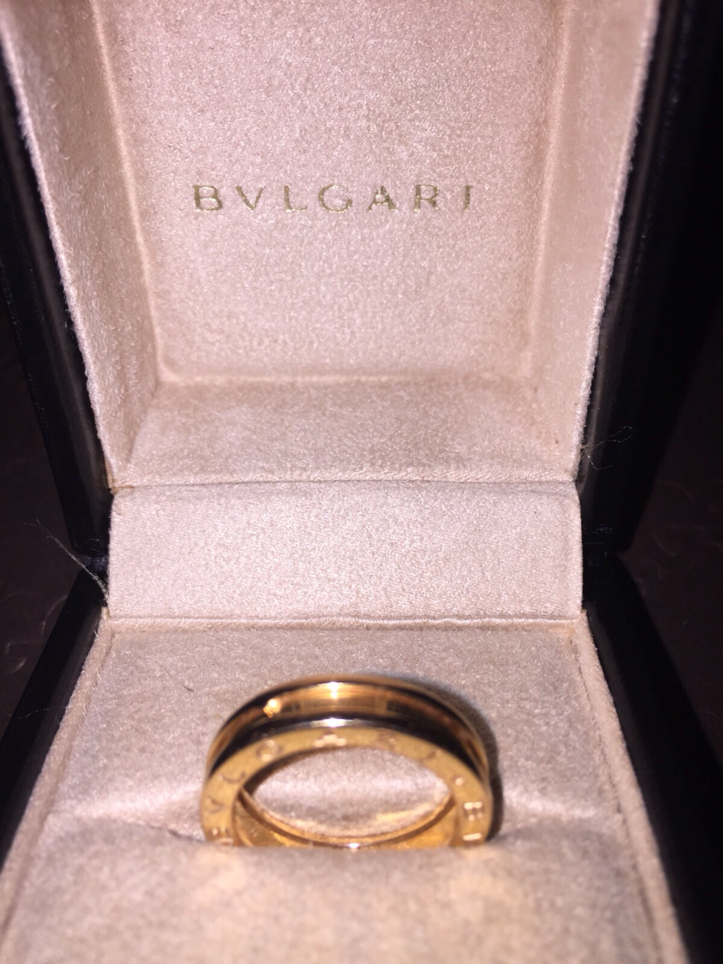 Ladies Rose Gold Bvlgari ring