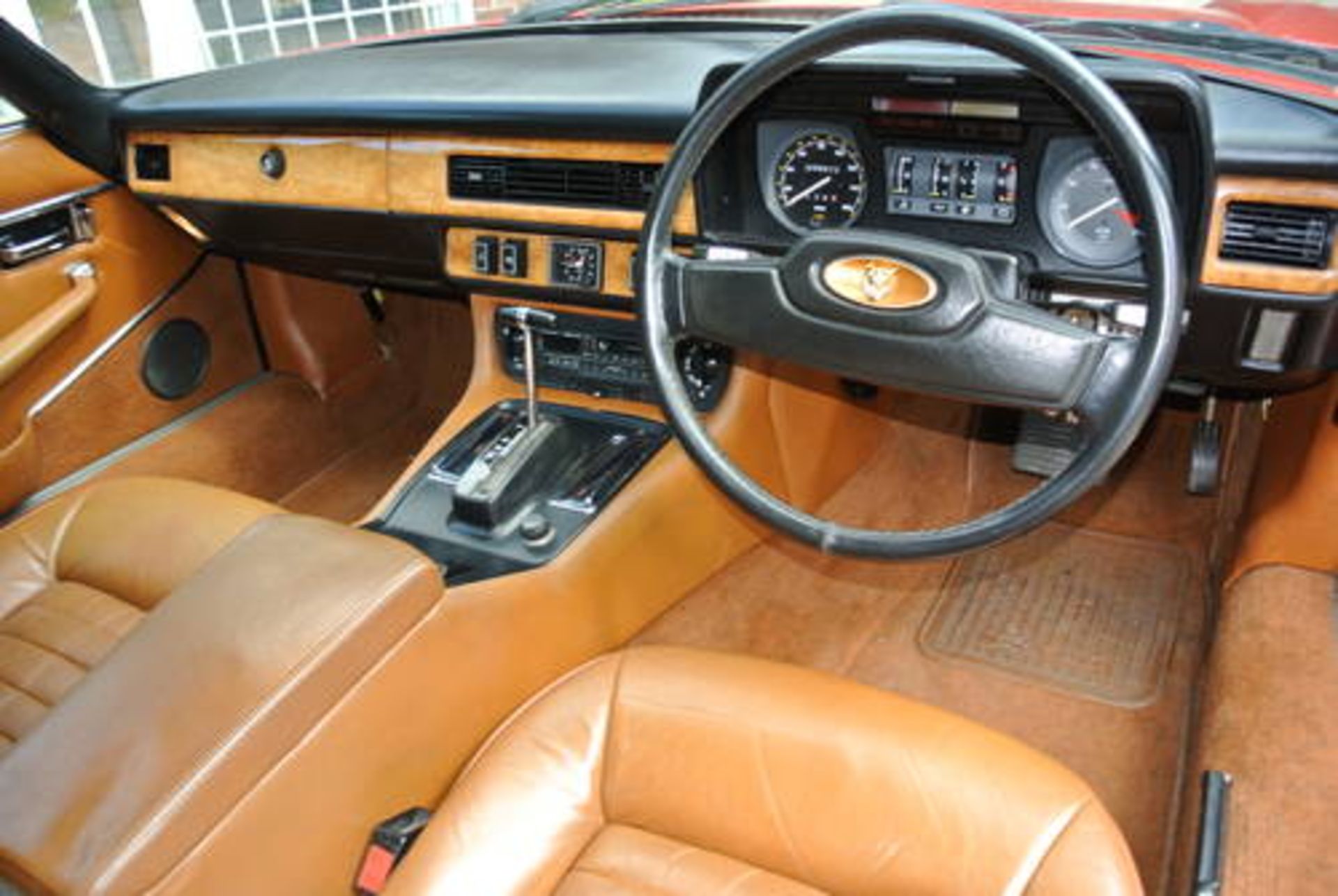 Jaguar XJS 5.3 V12 HE Coupe Auto 1982 - Image 3 of 3