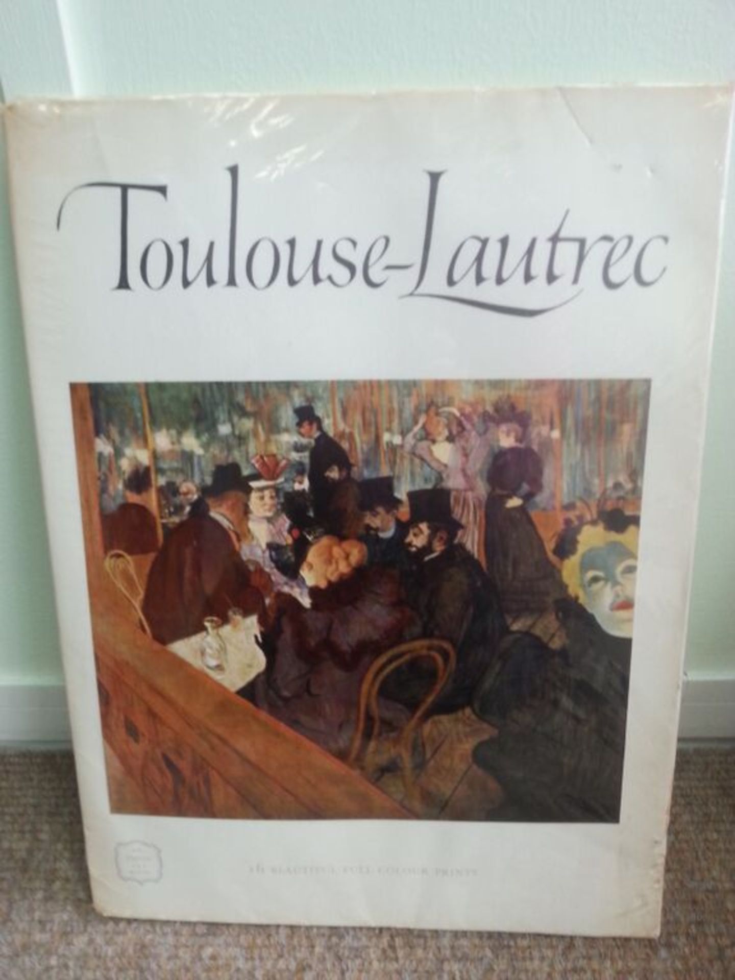 An Express Art Book Published by Beaverbrook Newspapers 1958. TOULOUSE-LAUTREC. A Folio of Sixteen