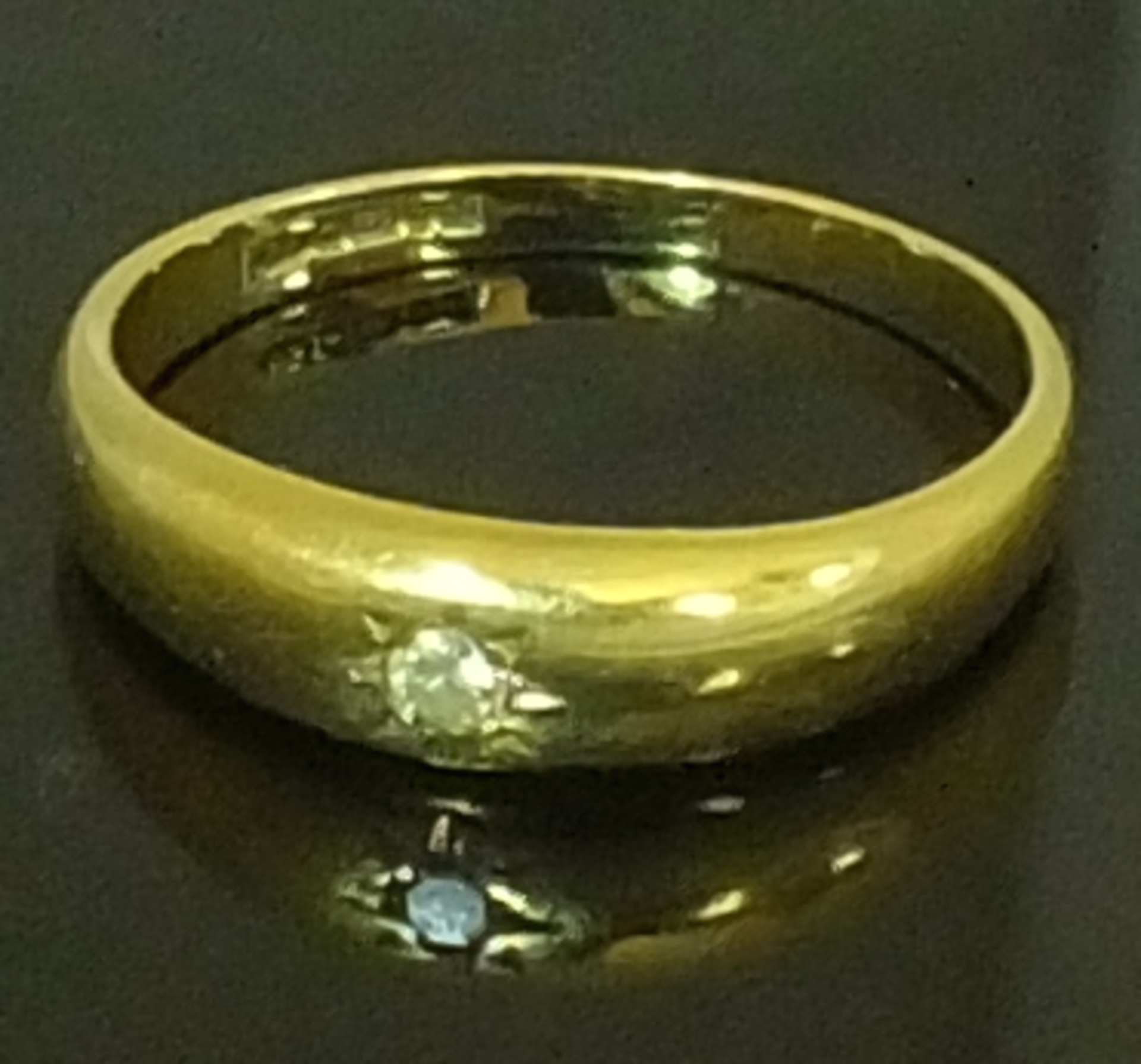 A gentlemans single stone ring, a brilliant cut diamond set in 9 carat gold 2gms ( TWC 0.1 ,  GW - Image 2 of 2