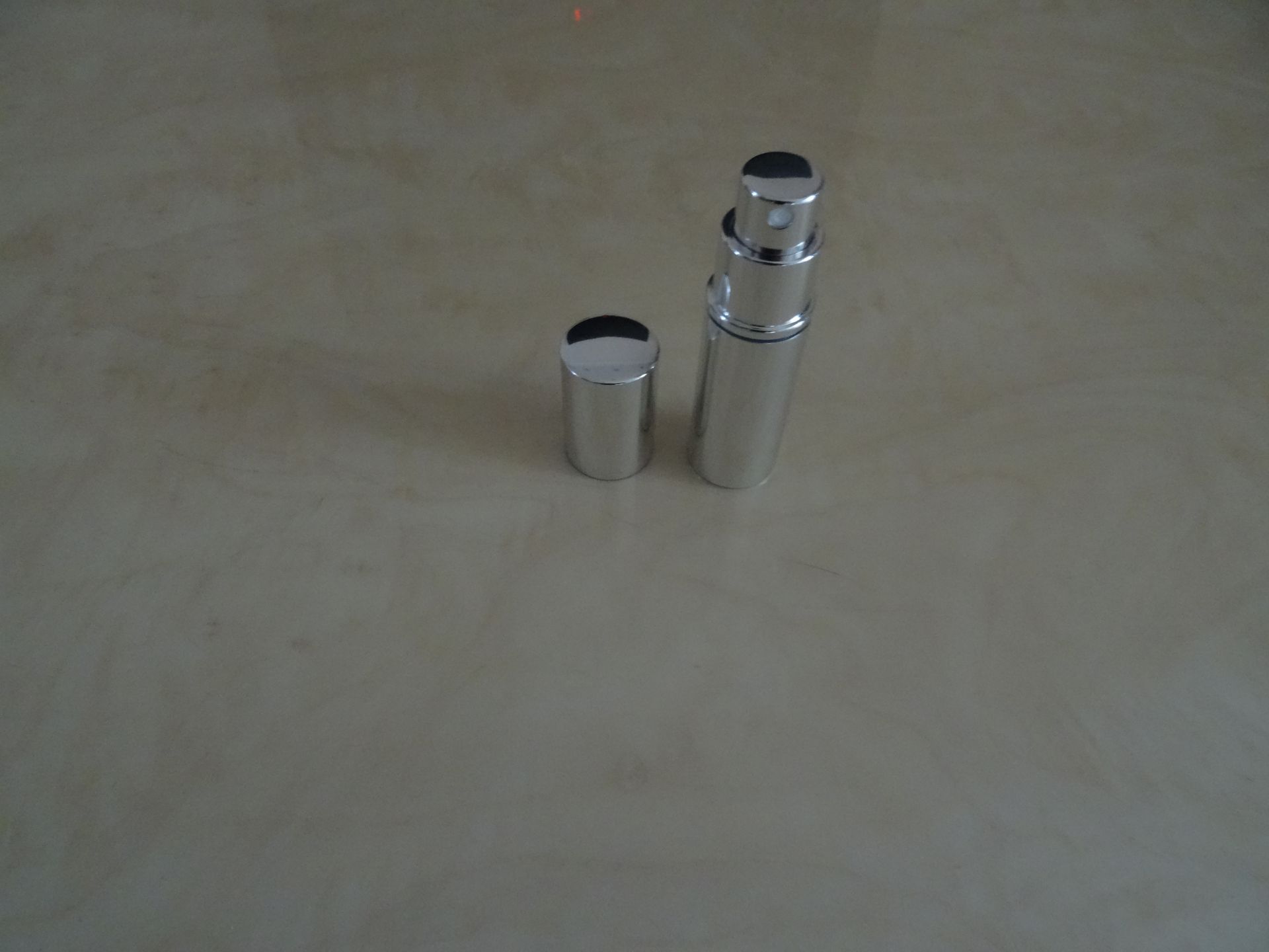 Silver Plated Round Spray Atomiser 8ml x 1 Unit