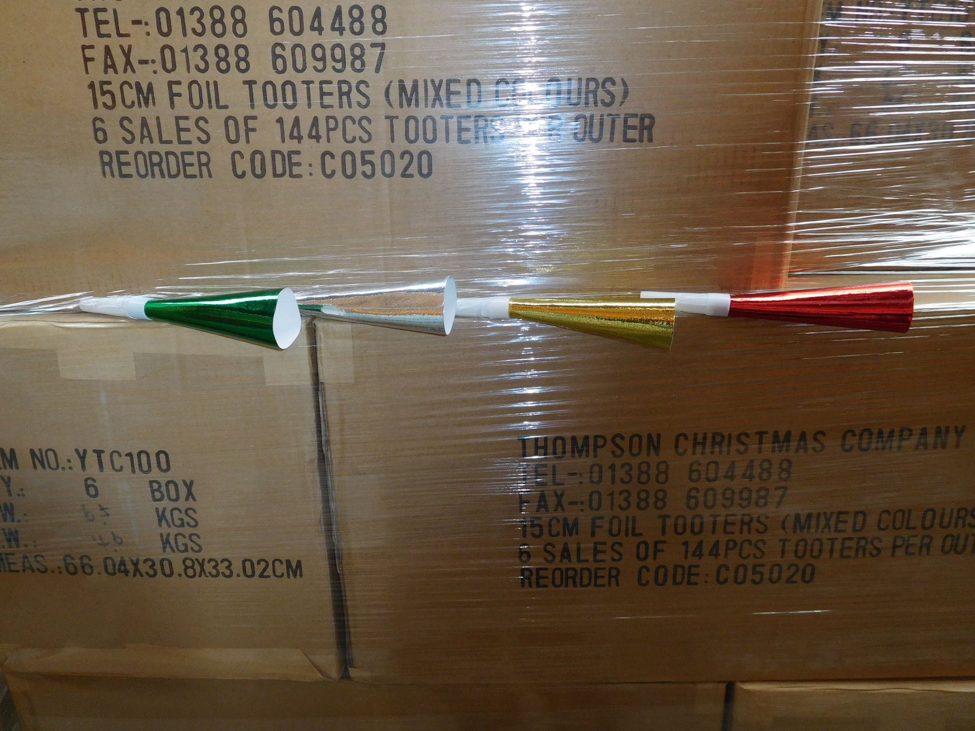 PALLET (C6) TO CONTAIN APPROX. 20,736 x 15cm FOIL TOOTERS IN VARIOUS COLOURS. RRP £10 PER BOX OF - Image 2 of 3